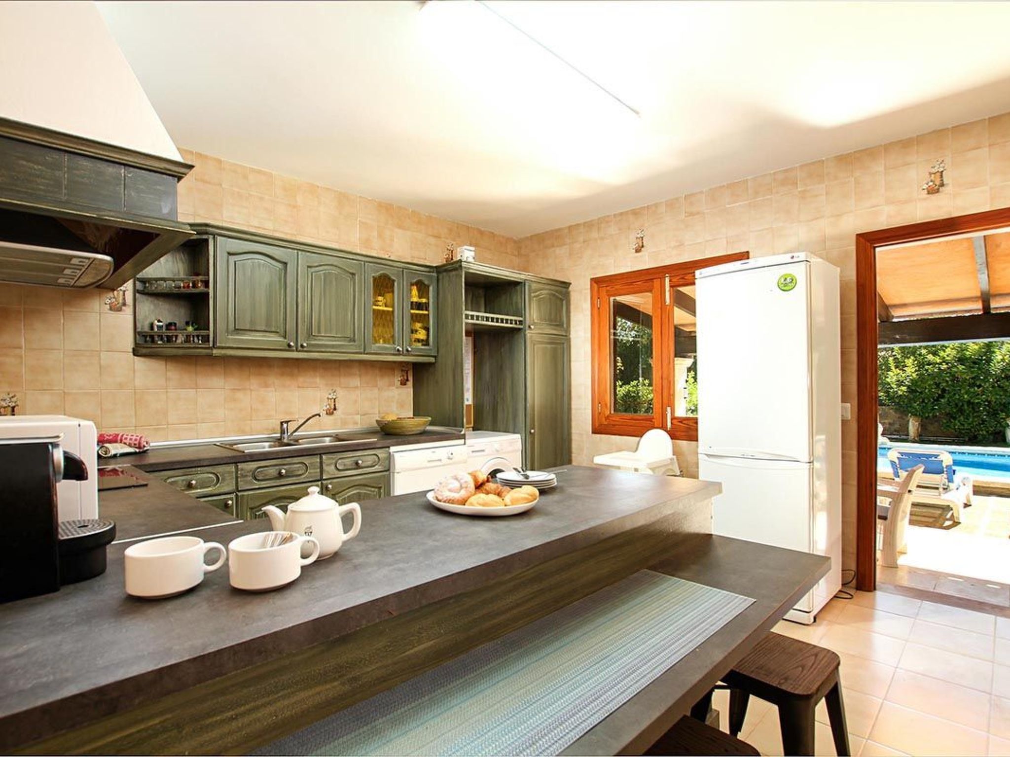 Tolle Ferienvilla Barraca mit privatem Pool-Dedans