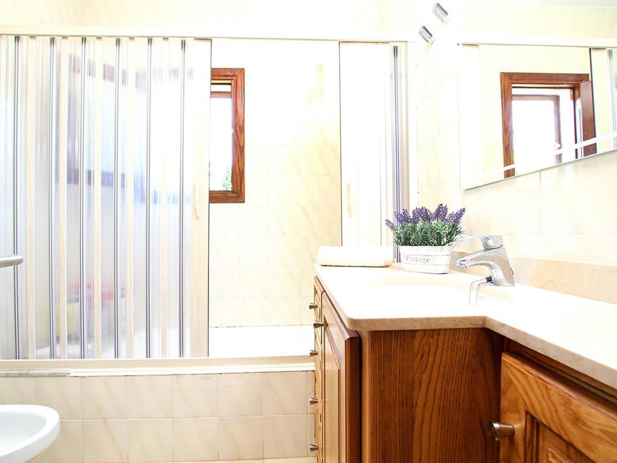 Tolle Ferienvilla Barraca mit privatem Pool-Dedans