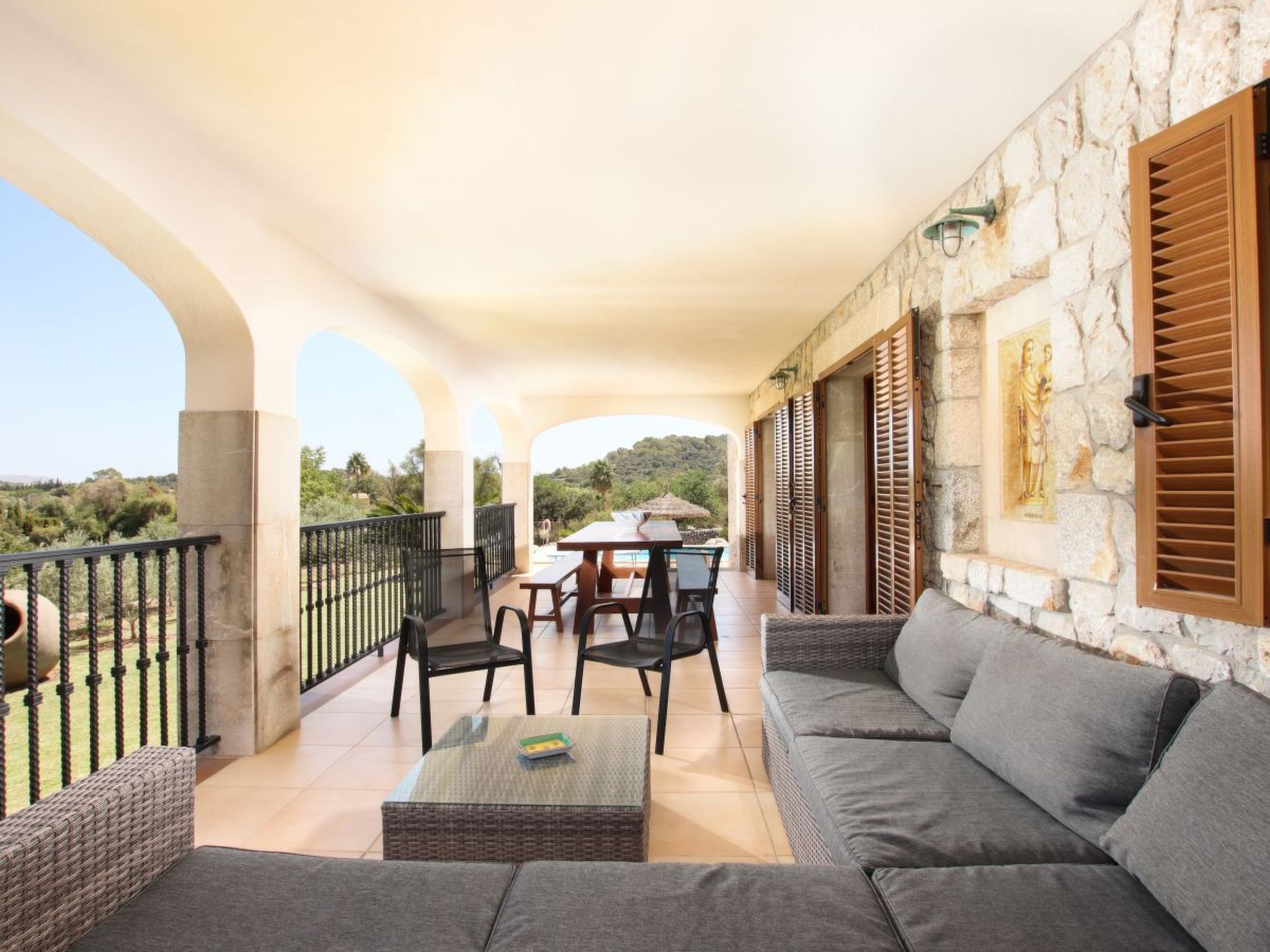 Prächtiges Landhaus mit spektakulärer Aussicht-Binnen