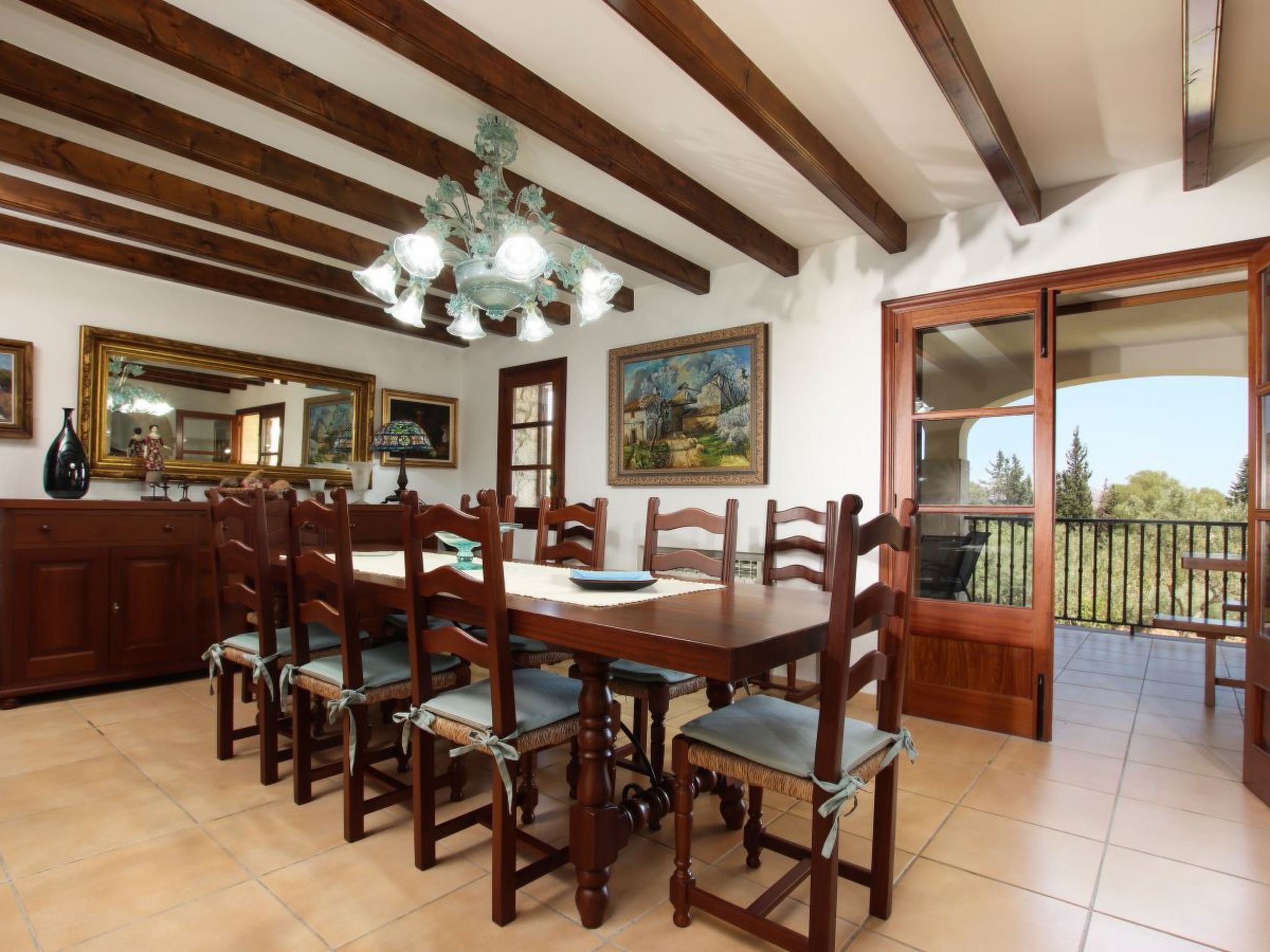 Prächtiges Landhaus mit spektakulärer Aussicht-Binnen