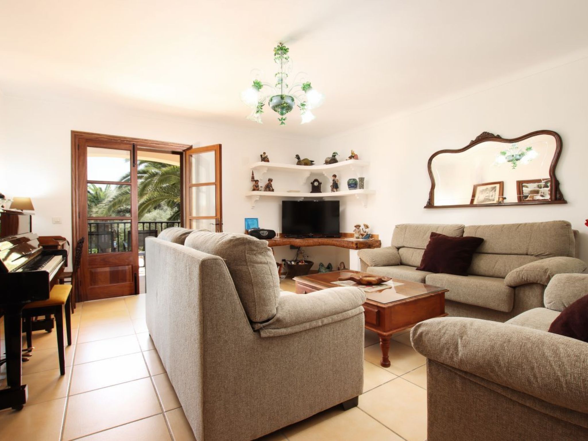 Prächtiges Landhaus mit spektakulärer Aussicht-Binnen