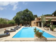 Prachtig gerenoveerde vrijstaande villa met privézwembad in Pollença - thumbnail 2