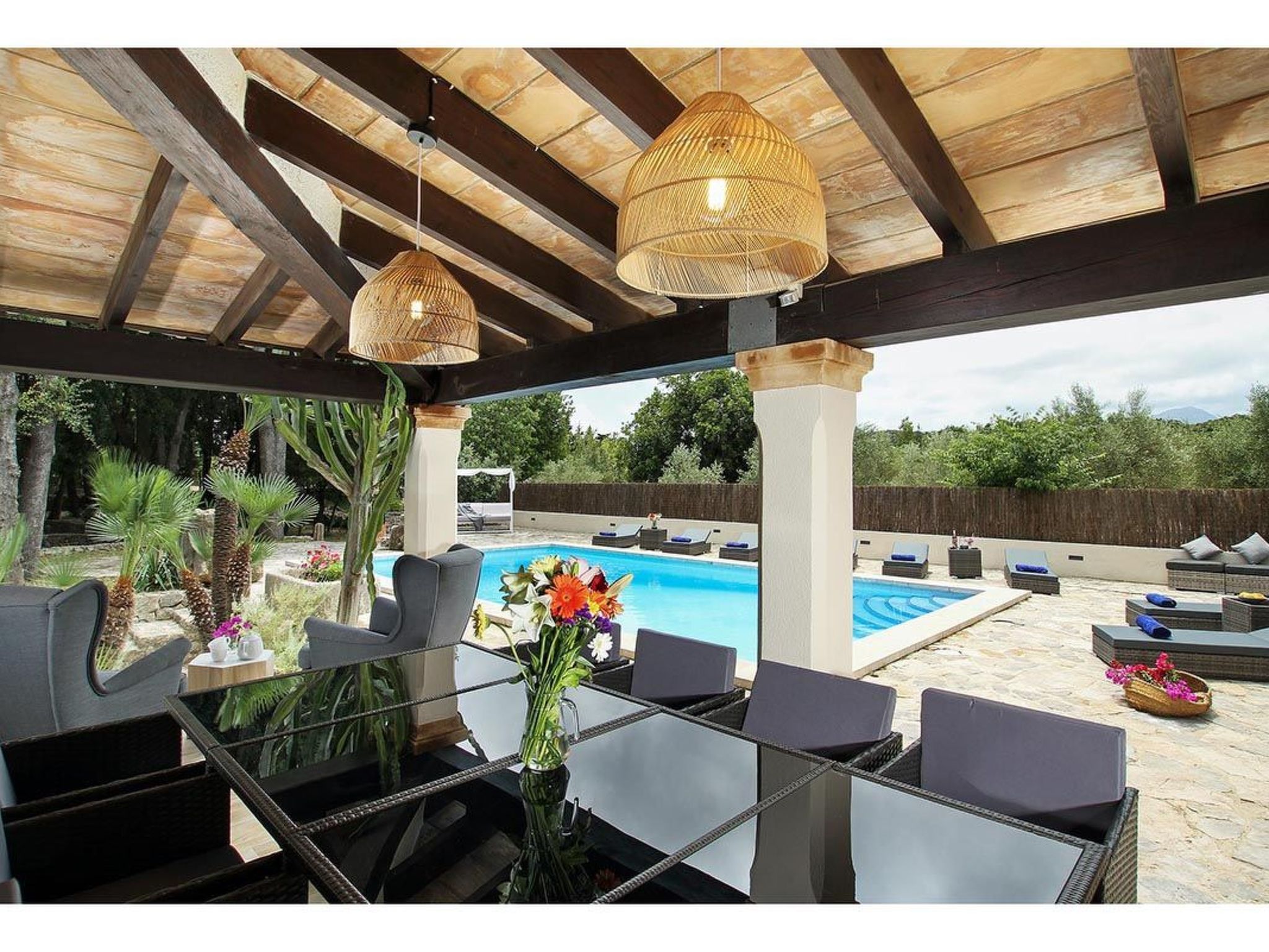 Spektakuläre neu renovierte Villa in Pollensa-Dedans