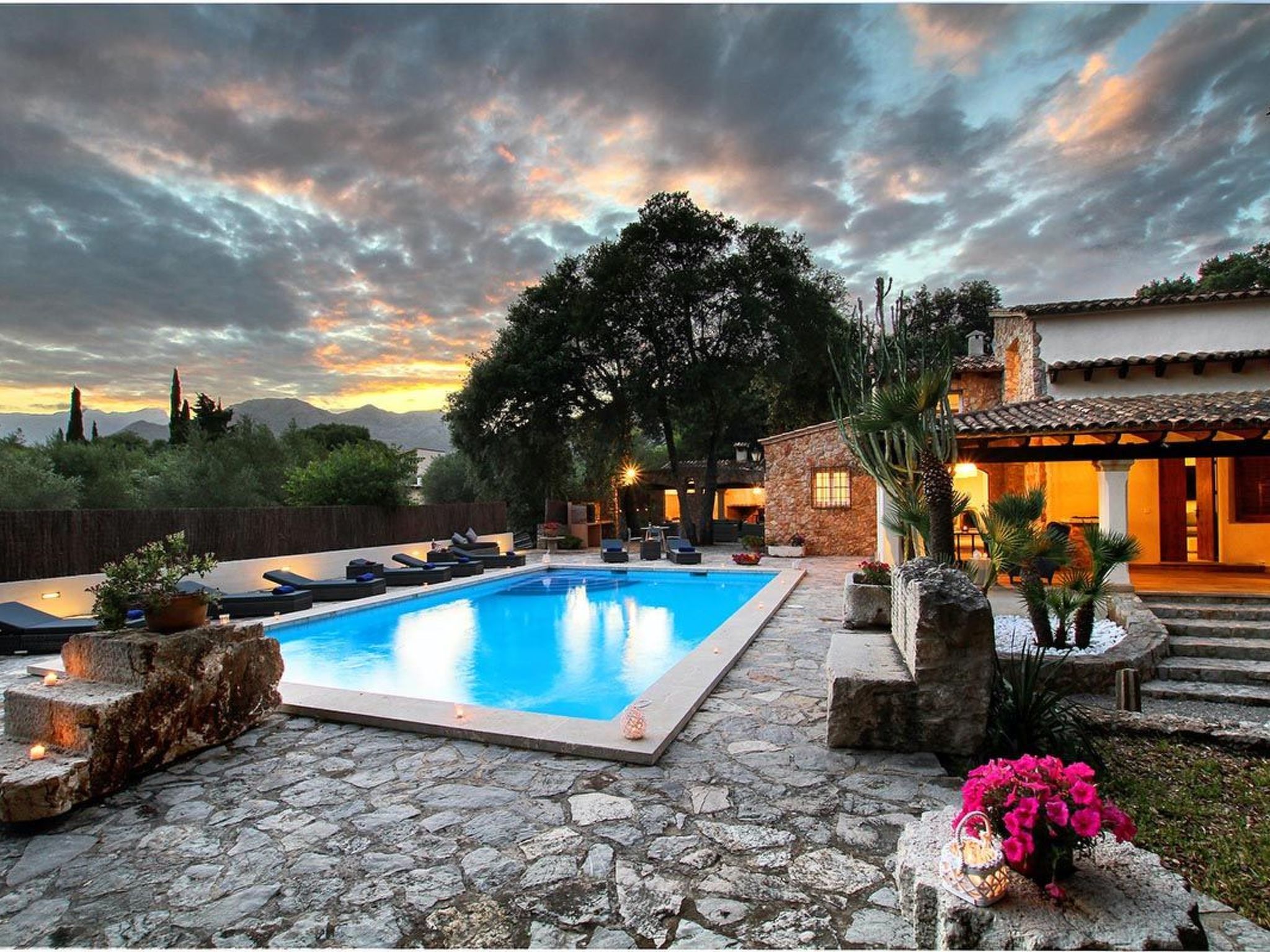 Spektakuläre neu renovierte Villa in Pollensa-Dedans