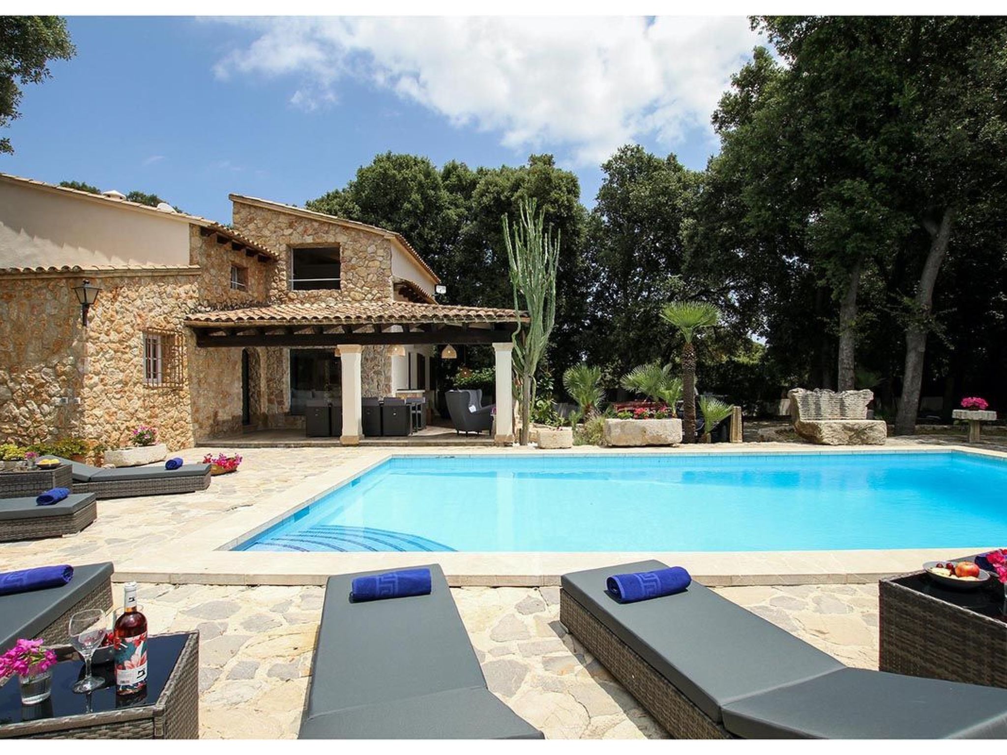 Spektakuläre neu renovierte Villa in Pollensa-Dedans