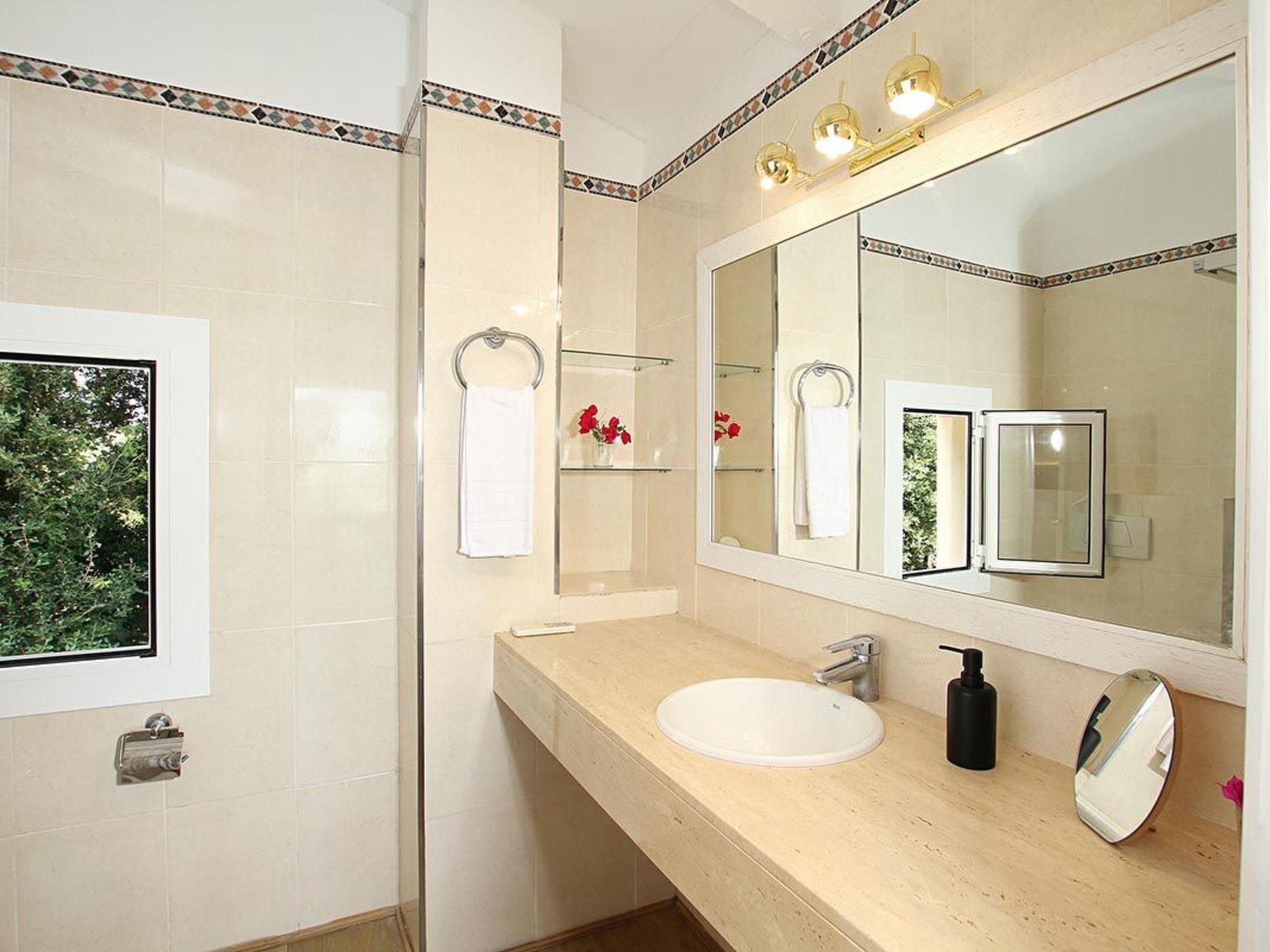 Spektakuläre neu renovierte Villa in Pollensa-Dedans