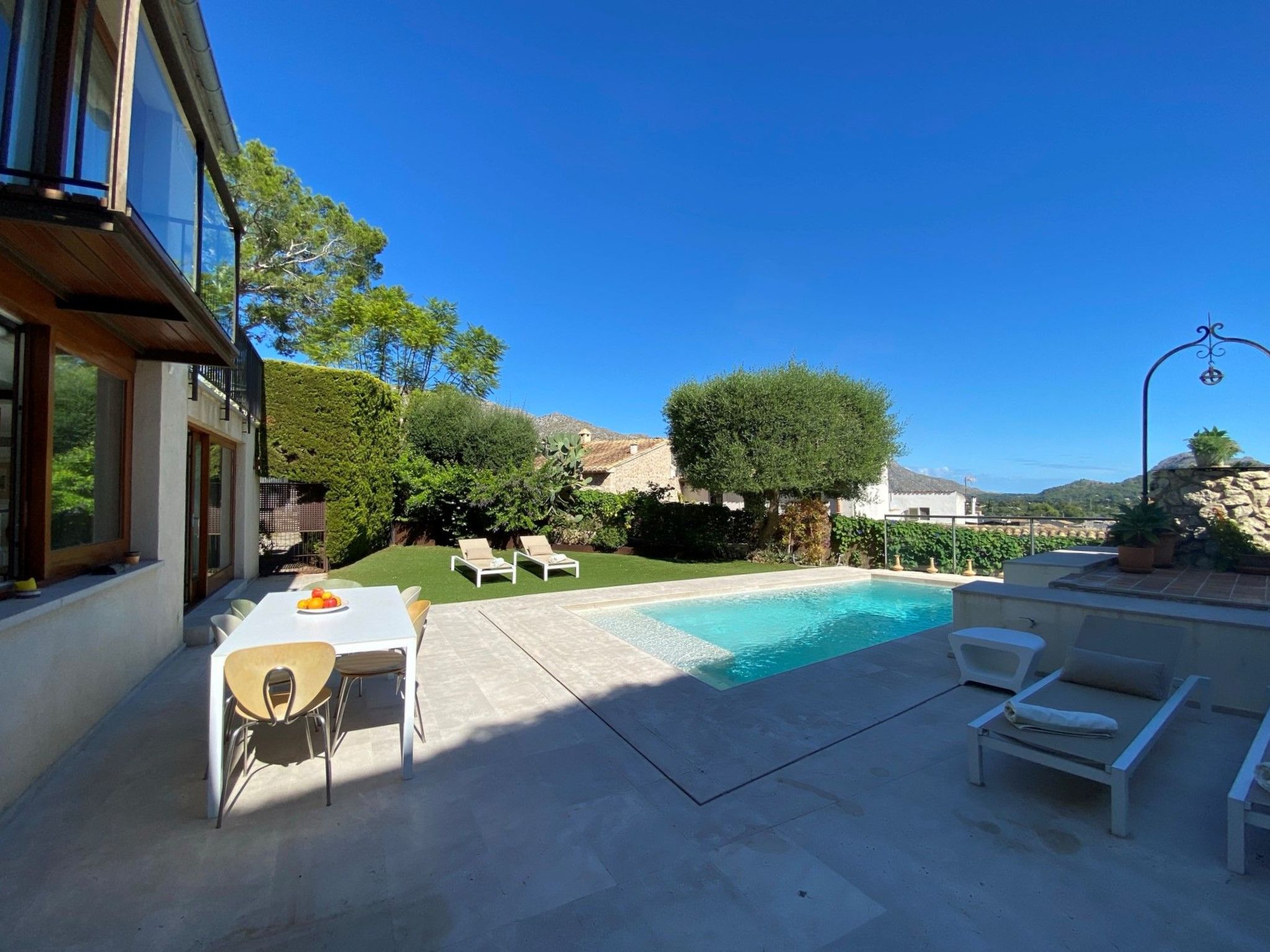 Photo of mit Garten, Grill und Terrasse