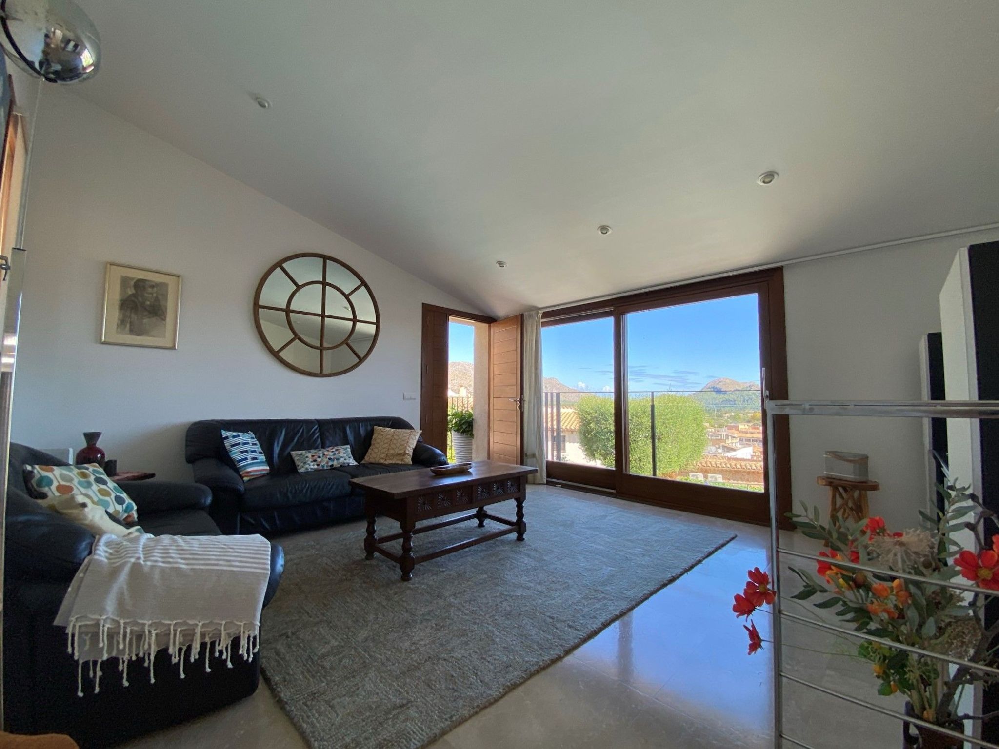 Photo of mit Garten, Grill und Terrasse