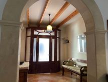 Casa Nuria: Stadsvilla met privéterras in hartje Pollença - thumbnail 3