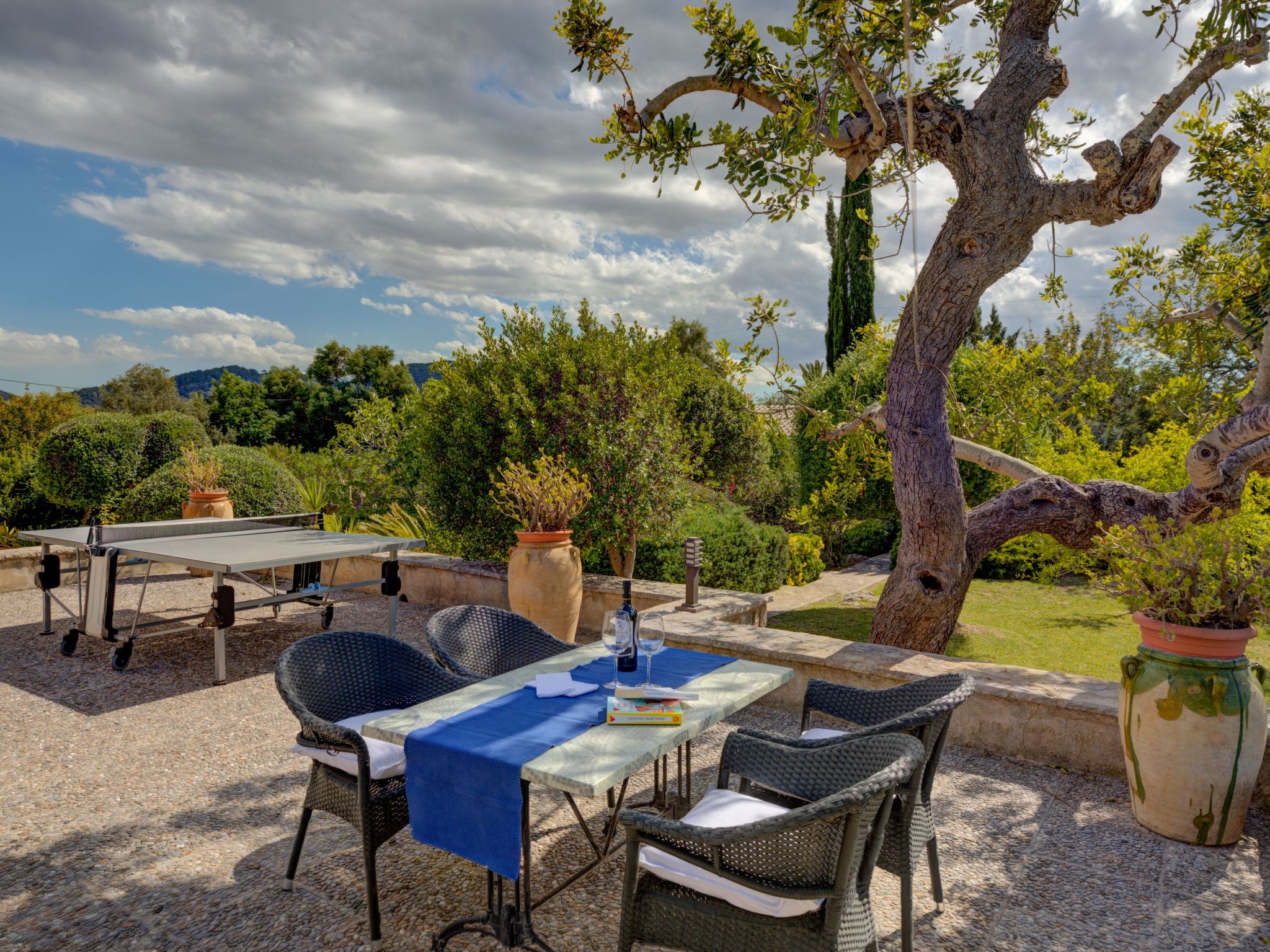In Pollença mit Großem Pool-Outside