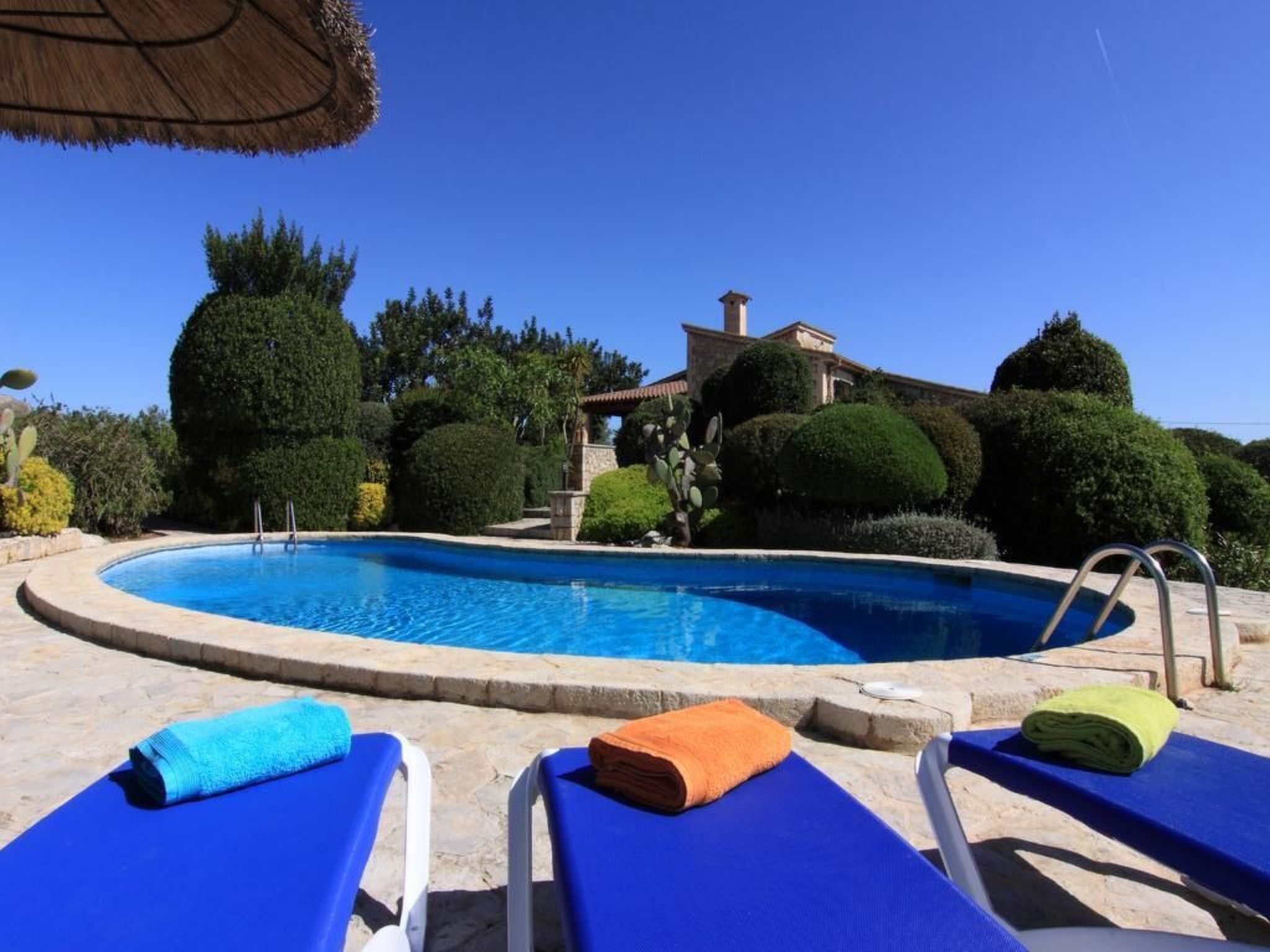 In Pollença mit Großem Pool-Outside