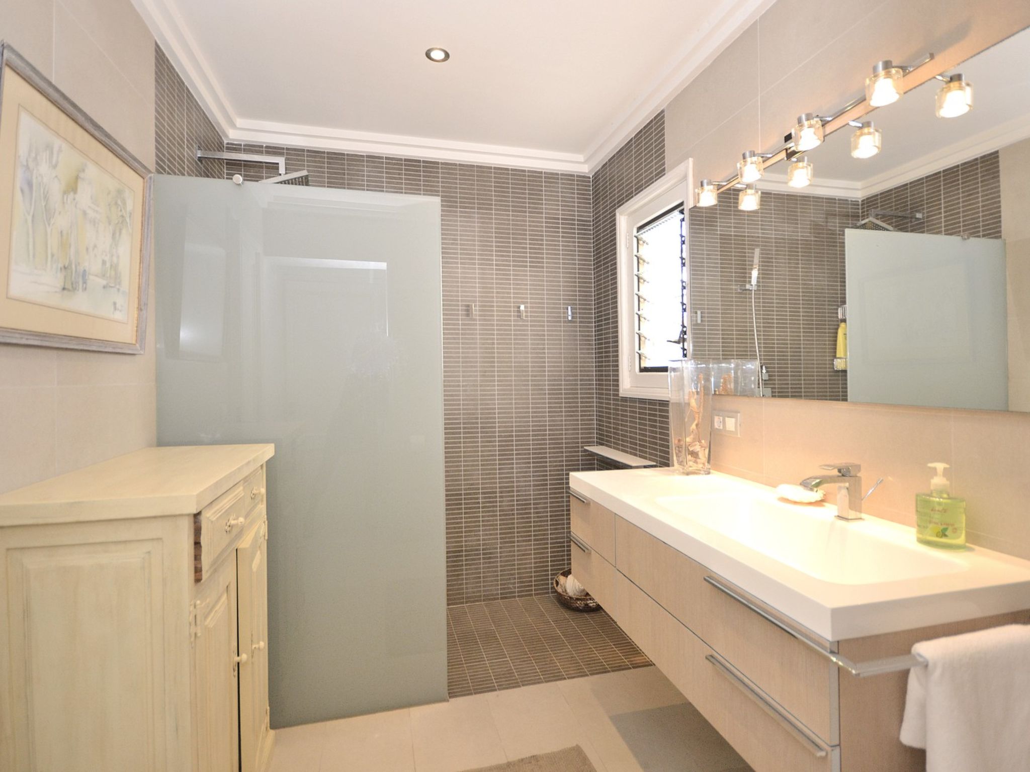 Photo of Llenaire - Xata