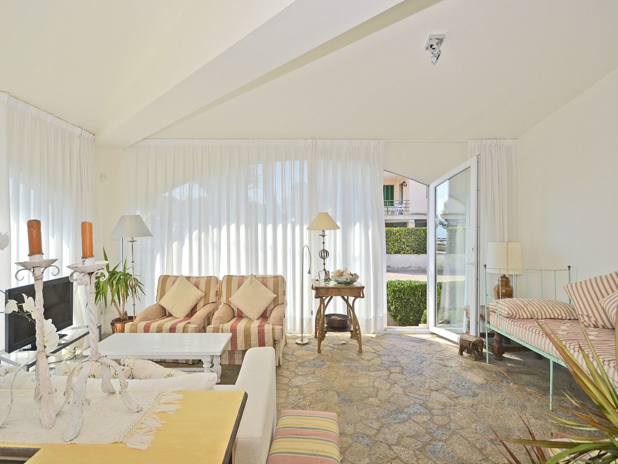 Photo of Llenaire - Xata