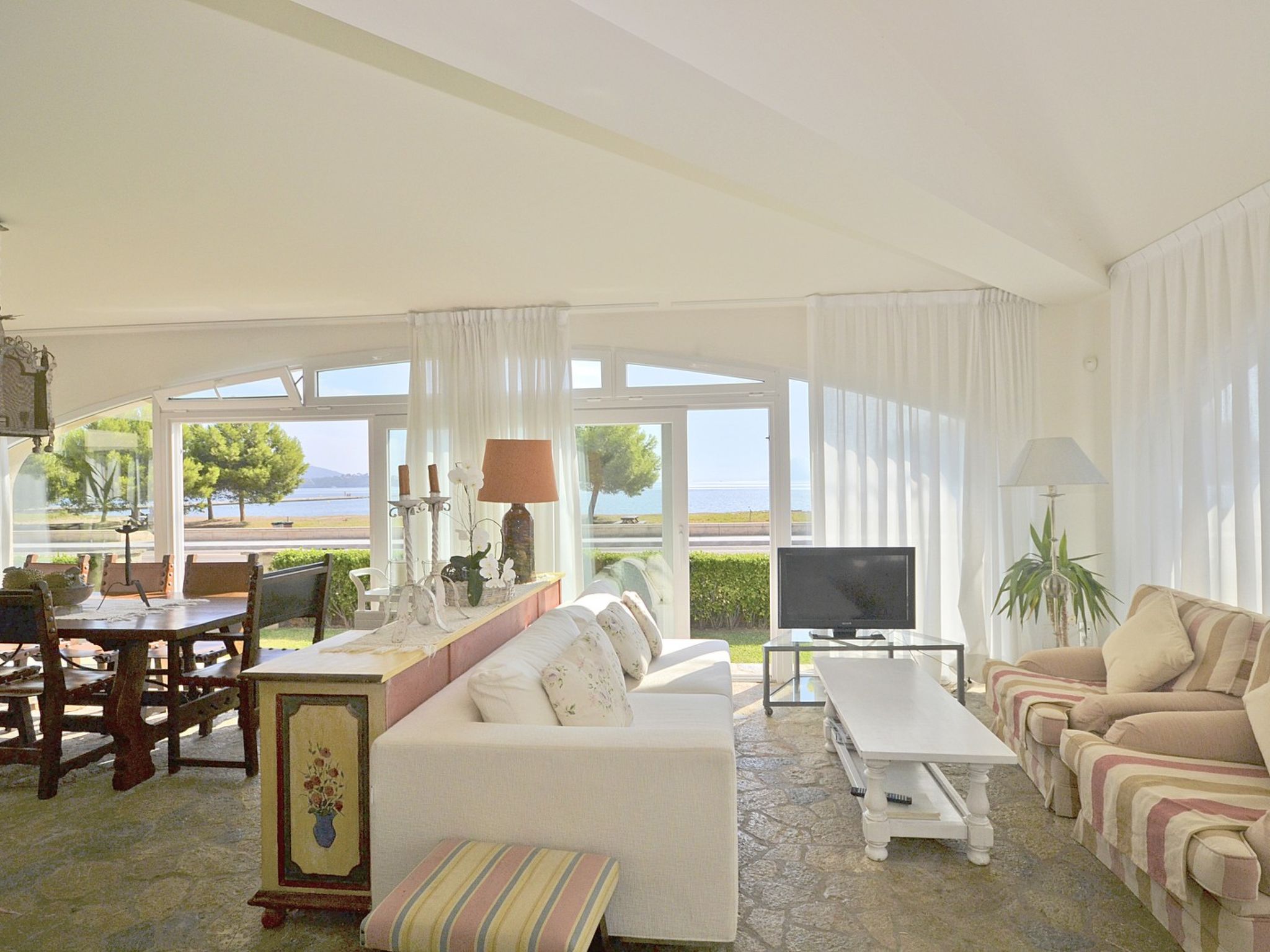 Photo of Llenaire - Xata