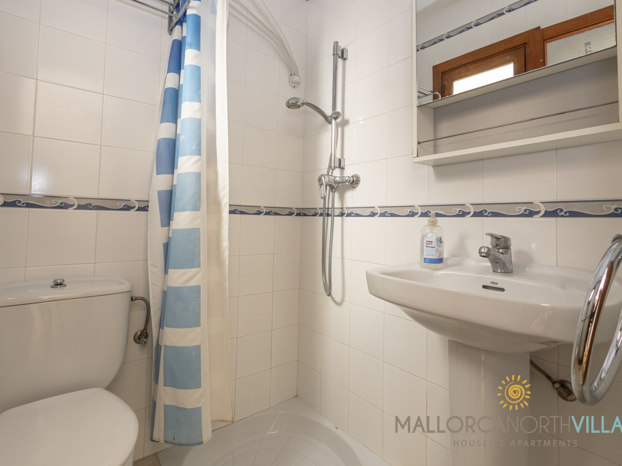 Photo of Casa Guillermo: Bonita Casa de Pueblo en Pollensa