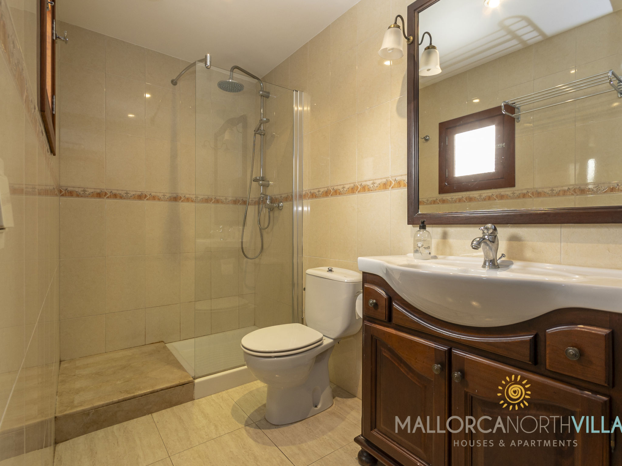 Photo of Casa Guillermo: Bonita Casa de Pueblo en Pollensa