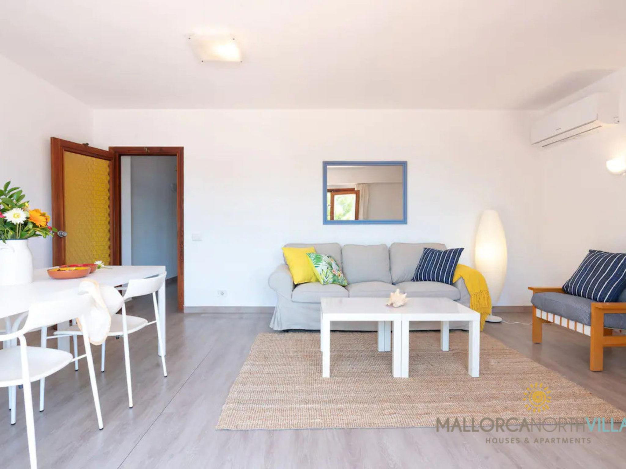 Photo of Apartamento Voramar I: Primera Línea en Pine Walk