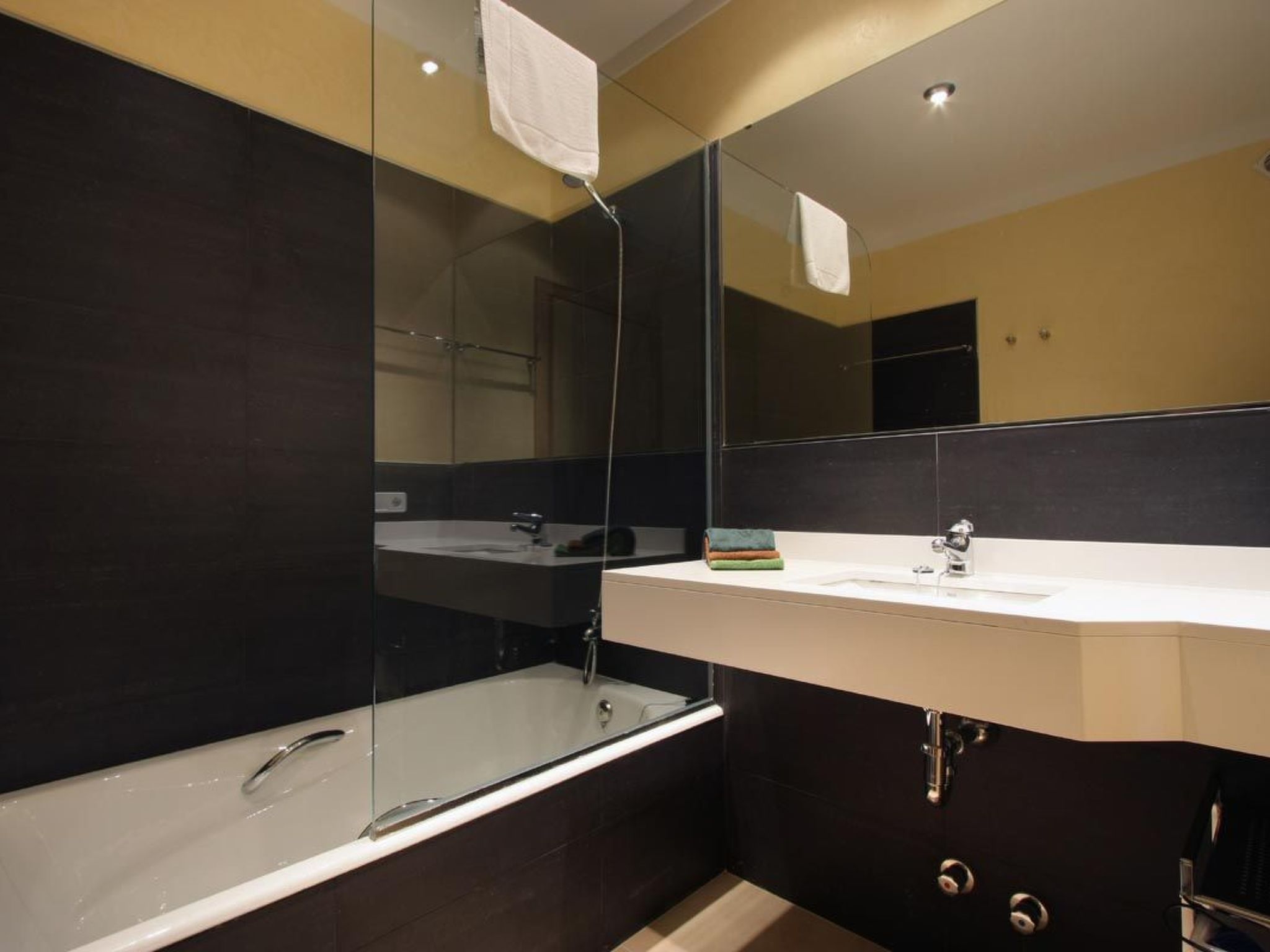 Villa Medina, Cala Sant Vicenç-Dedans