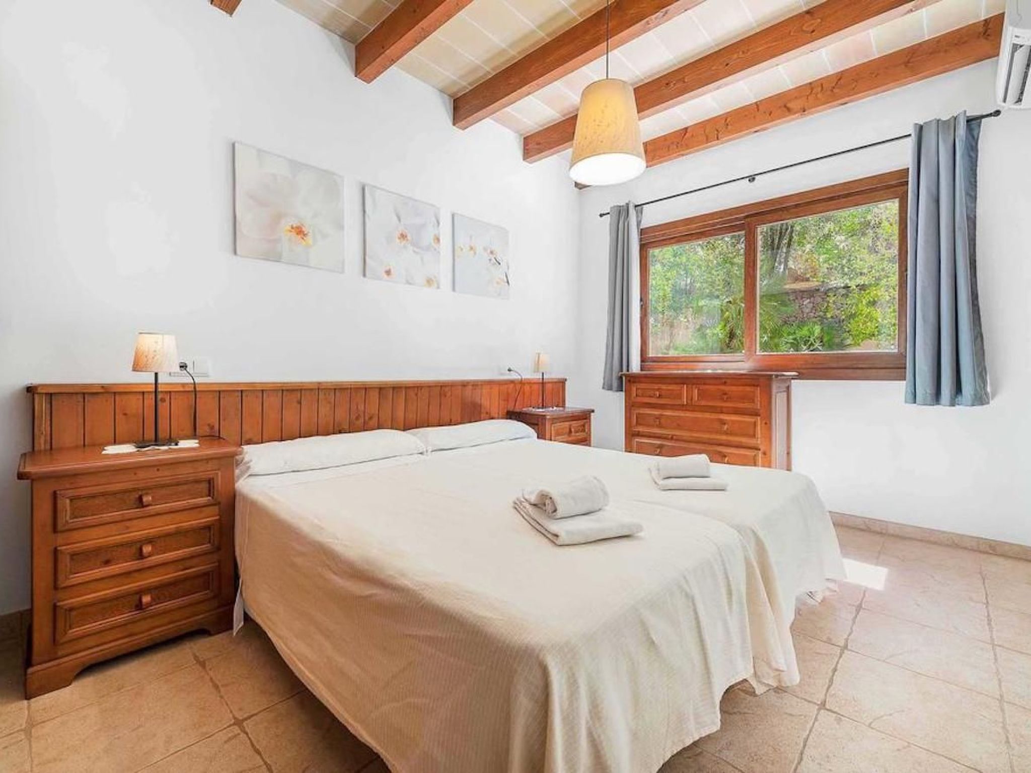 Villa Alexandria Cala Sant Vicenç-Binnen