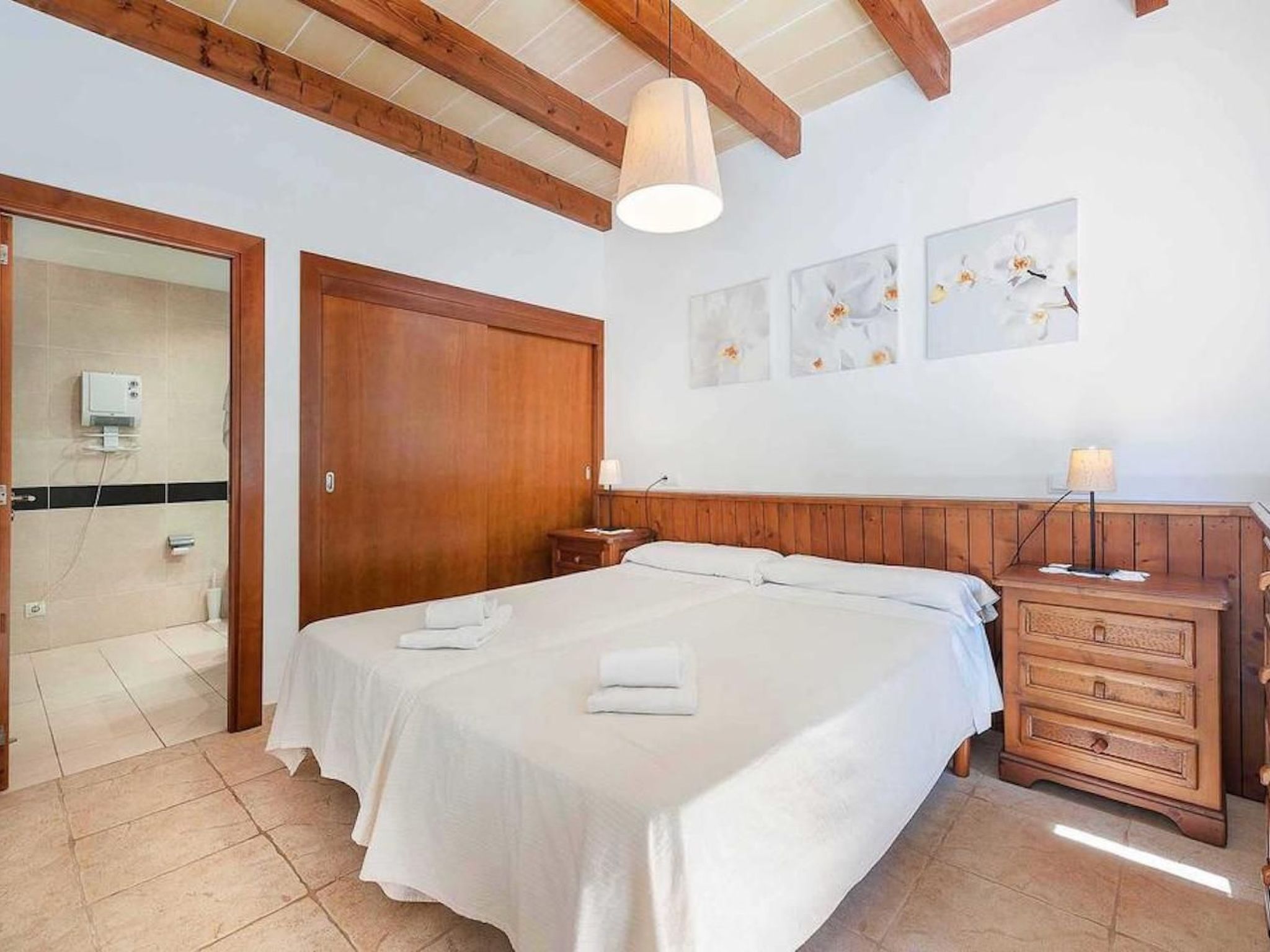 Villa Alexandria Cala Sant Vicenç-Binnen