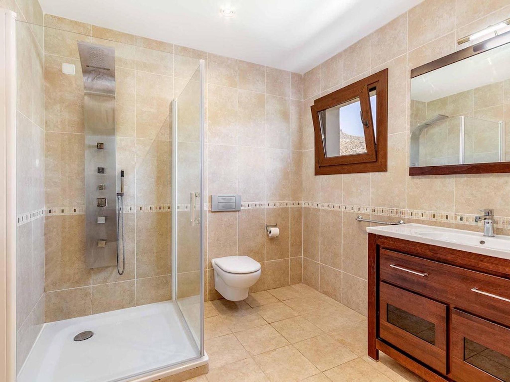 Villa Alexandria Cala Sant Vicenç-Binnen