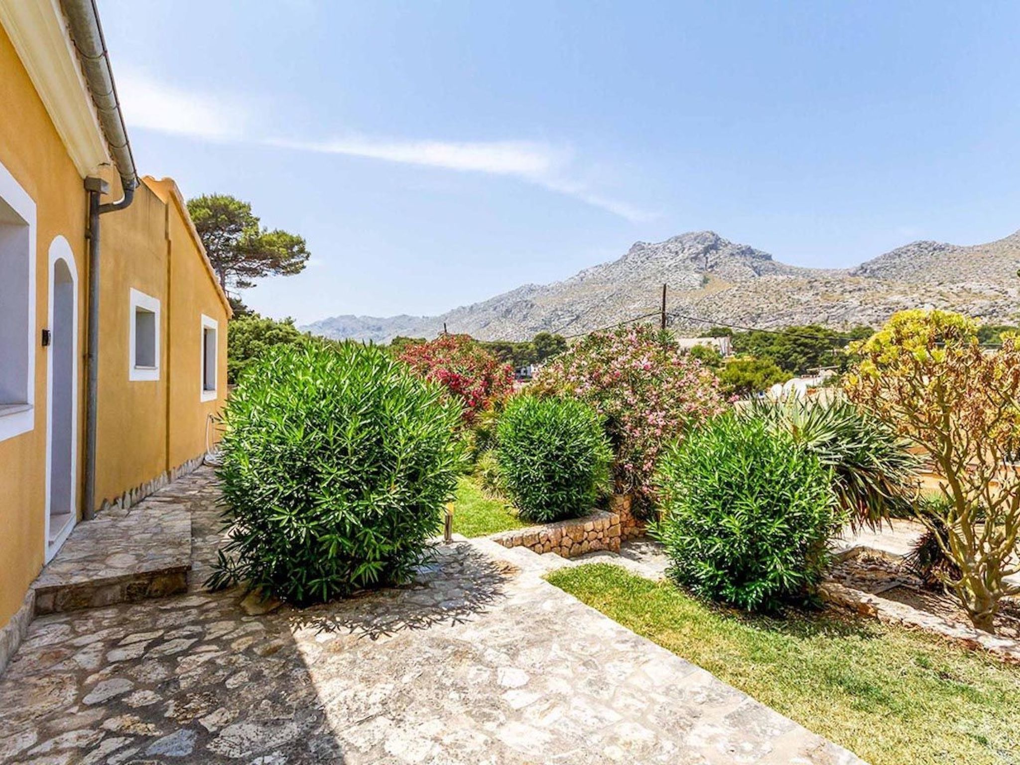 Villa Alexandria Cala Sant Vicenç-Binnen