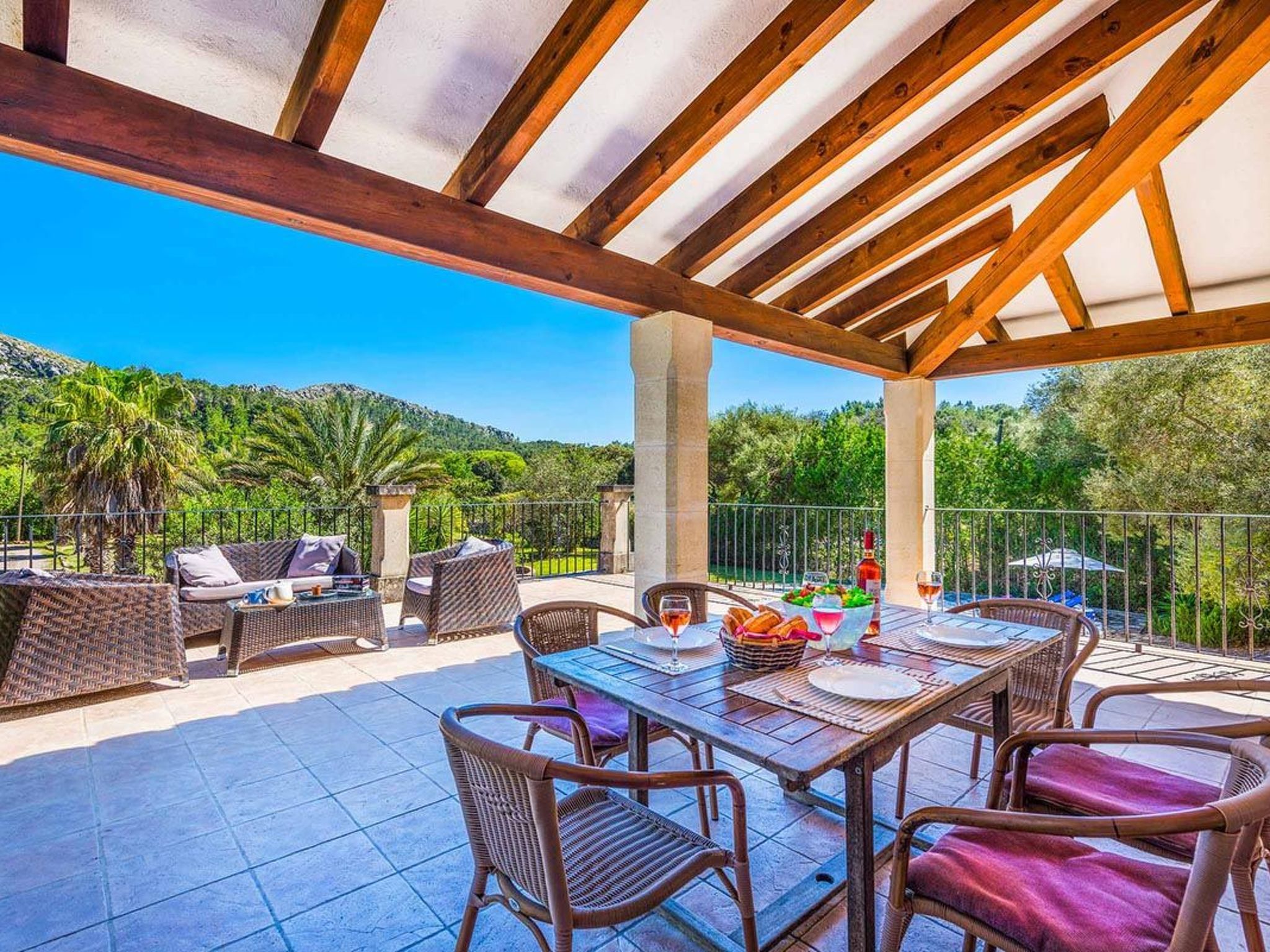 Finca Tomas, Cala Sant Vicenç-Dedans