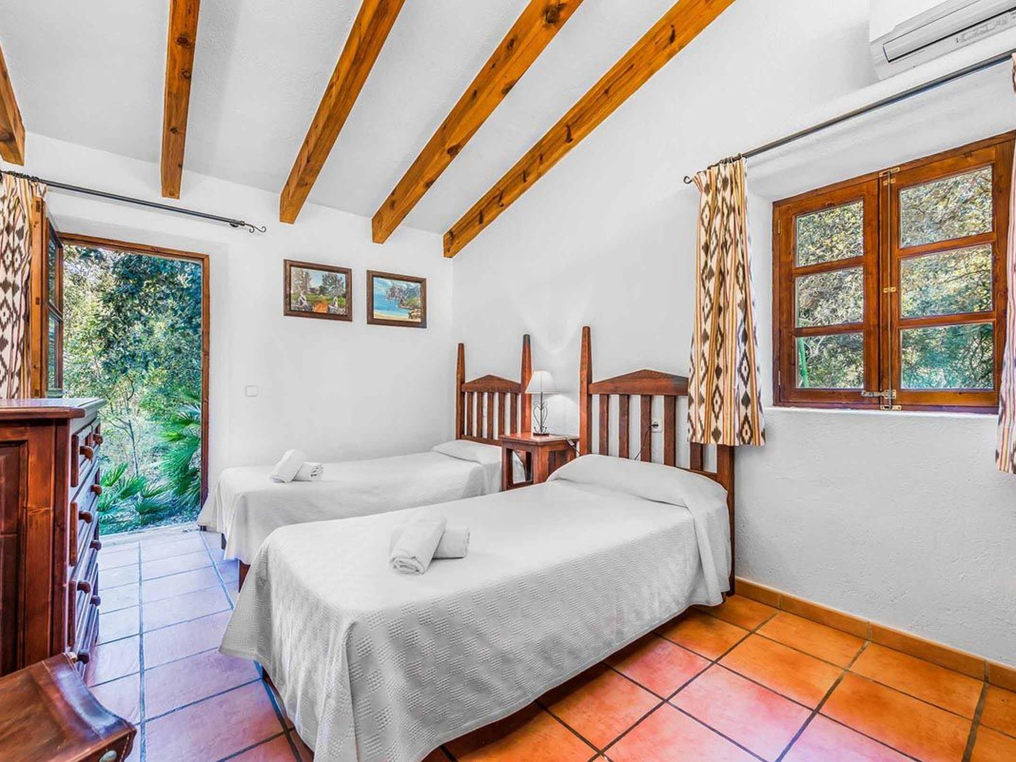 Finca Tomas, Cala Sant Vicenç-Dedans