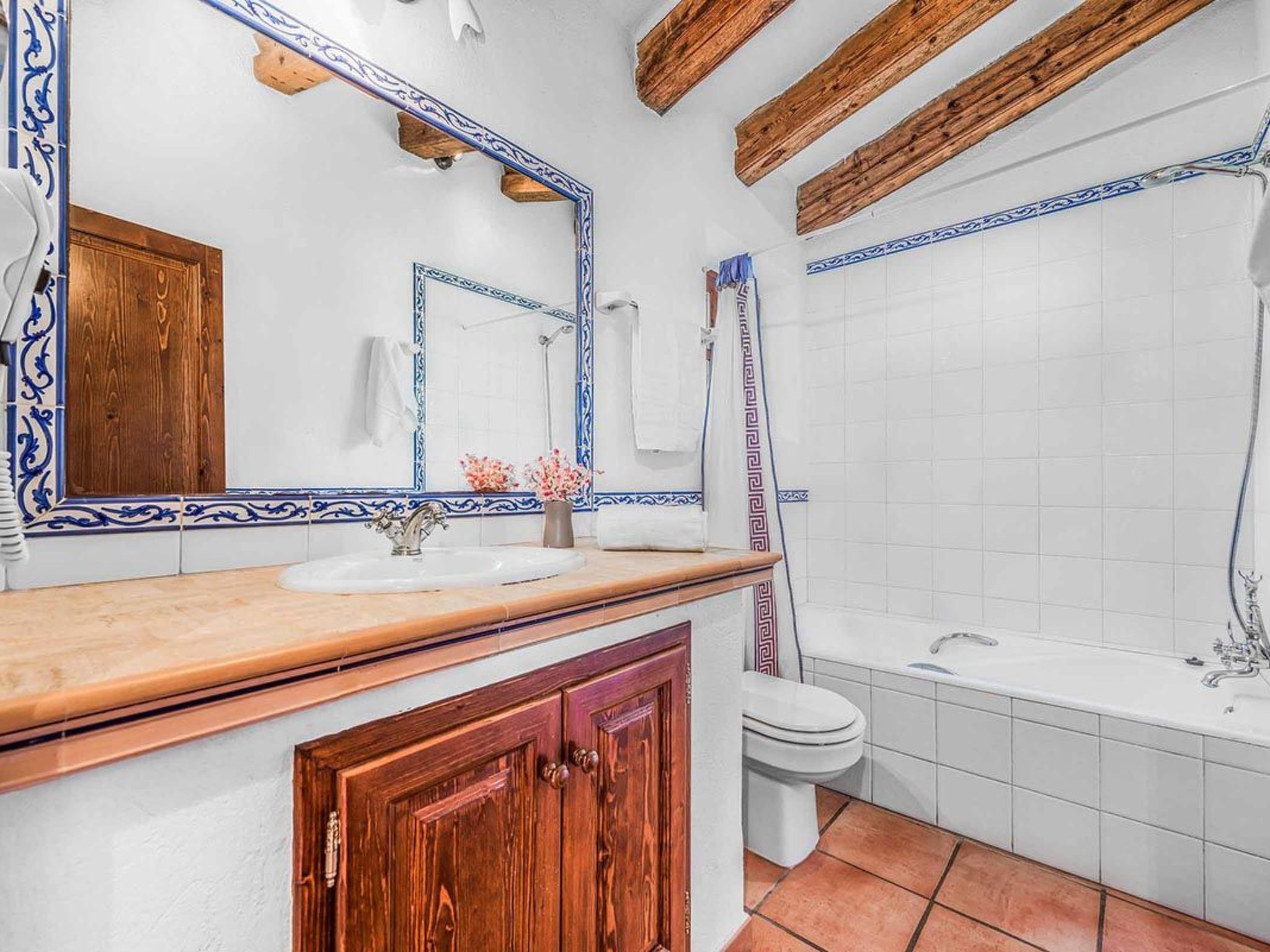 Finca Tomas, Cala Sant Vicenç-Dedans