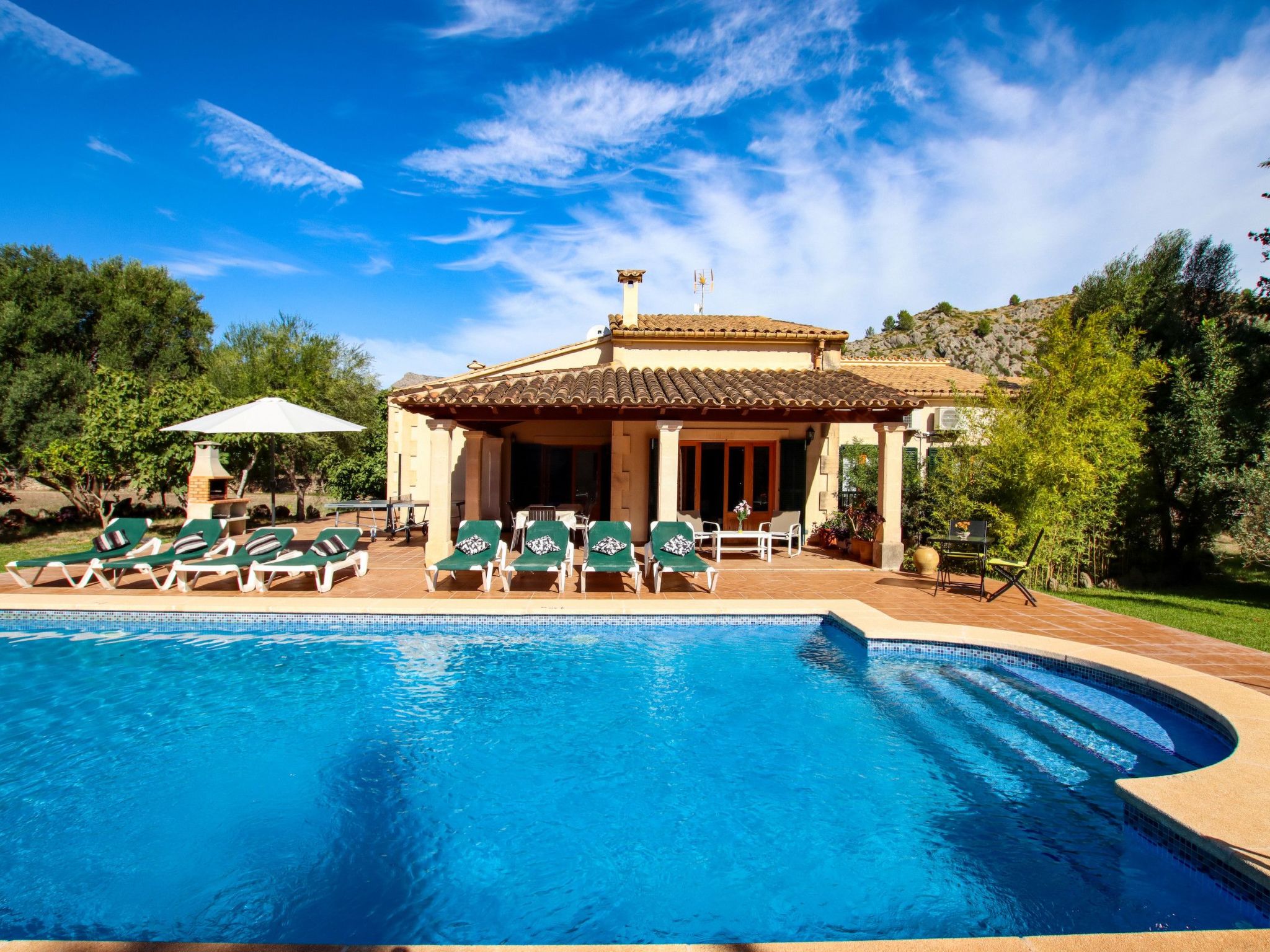 Schöne Villa für 8 Personen in der Nähe von Pollença-Dedans