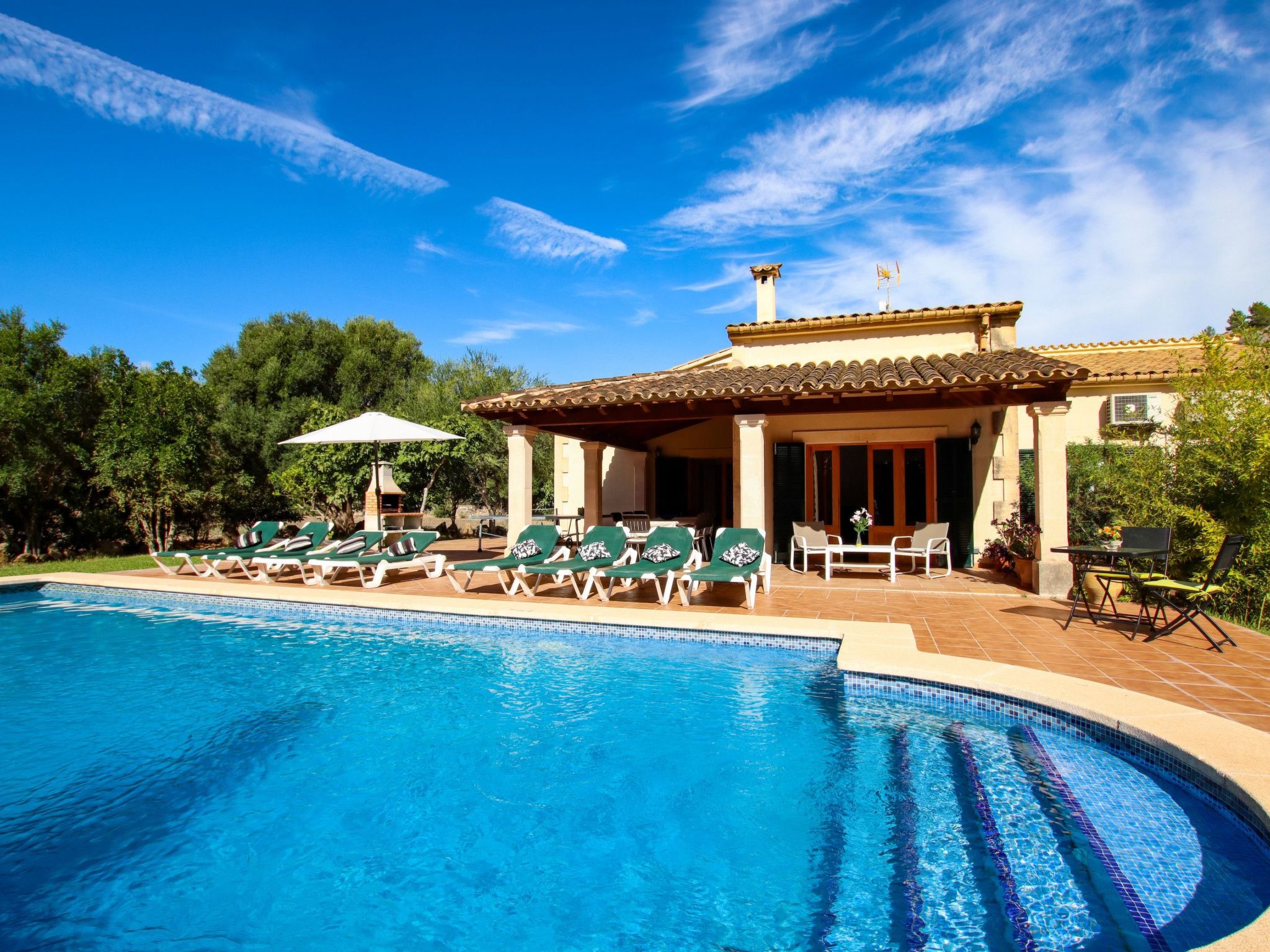 Schöne Villa für 8 Personen in der Nähe von Pollença-Dedans