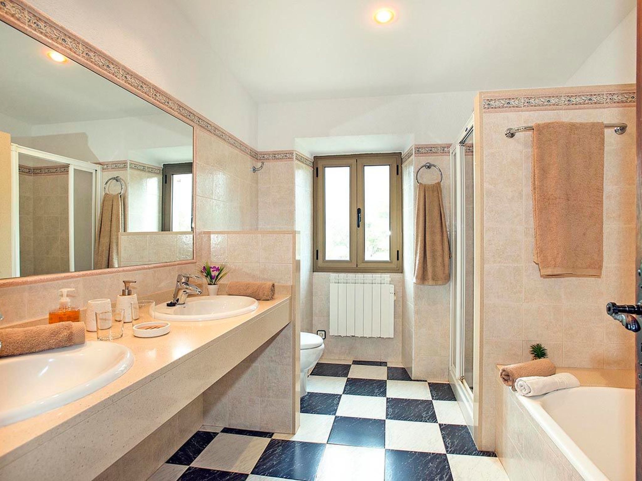 Photo of Impresionate Villa para 12 , Cala San Vicente