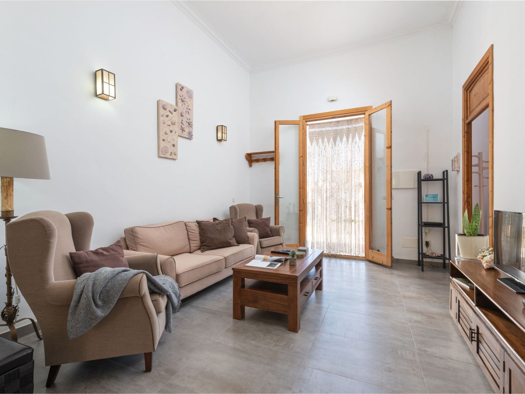 Gemütliches Stadthaus am Strand, 100 m vom Strand von Can Picafort entfernt-Image-tags.info