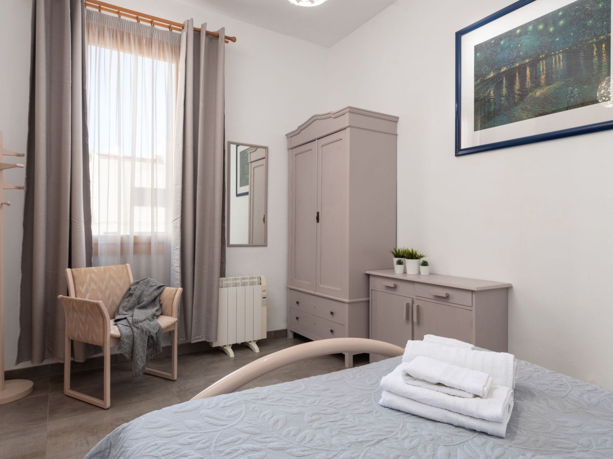 Gemütliches Stadthaus am Strand, 100 m vom Strand von Can Picafort entfernt-Image-tags.info