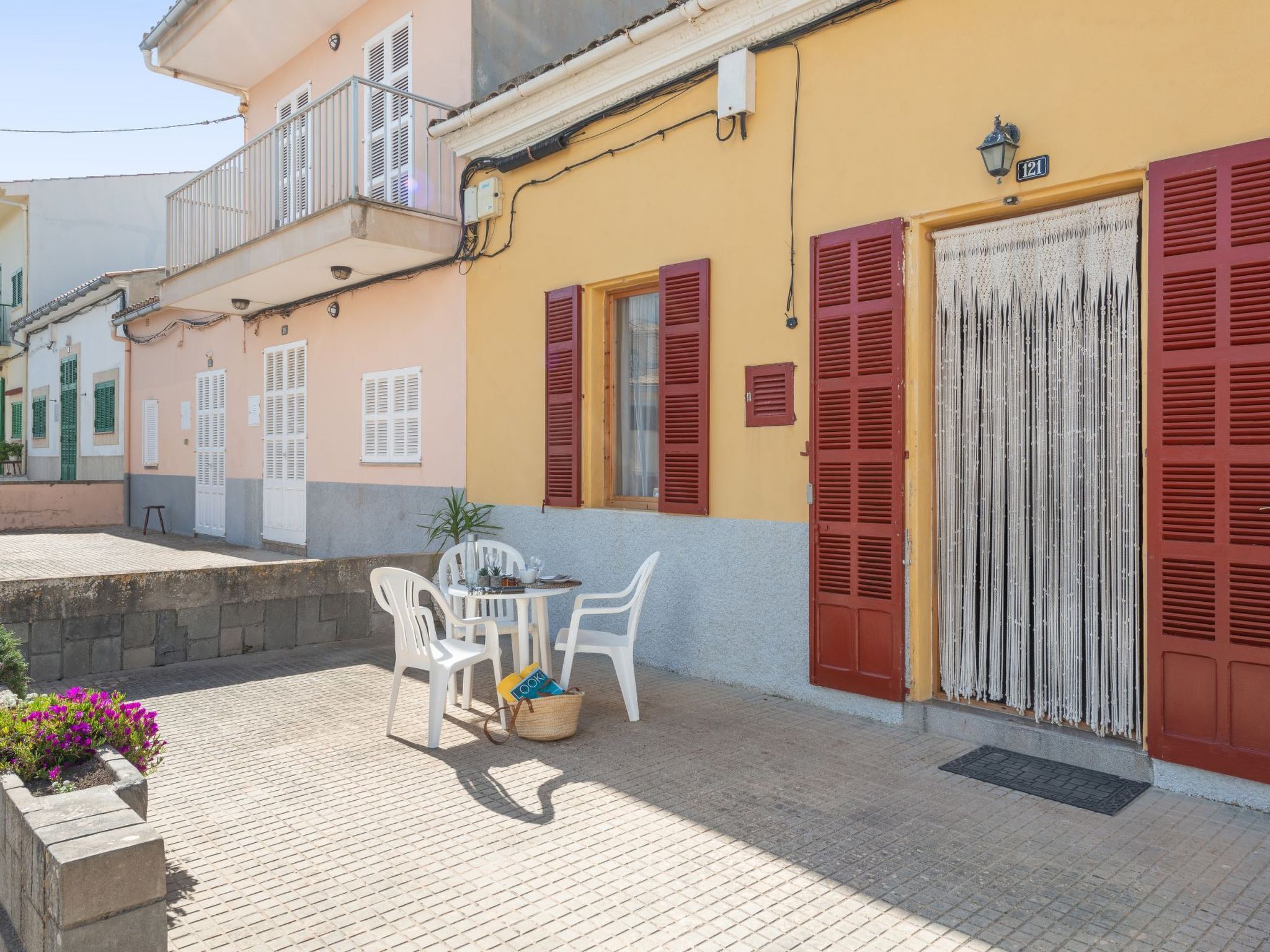 Gemütliches Stadthaus am Strand, 100 m vom Strand von Can Picafort entfernt-Image-tags.info