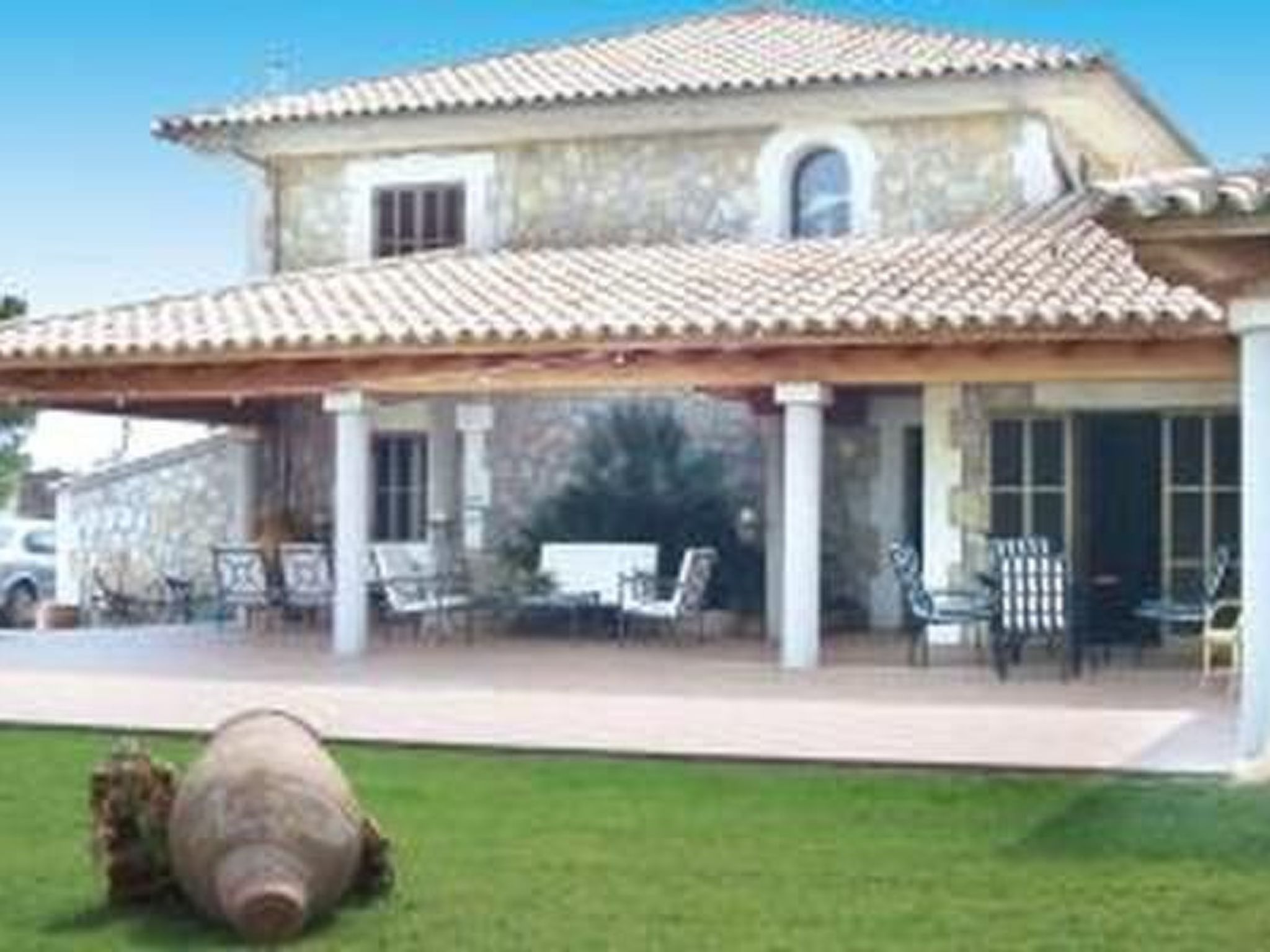 Villa mit Garten, Grill und Terrasse