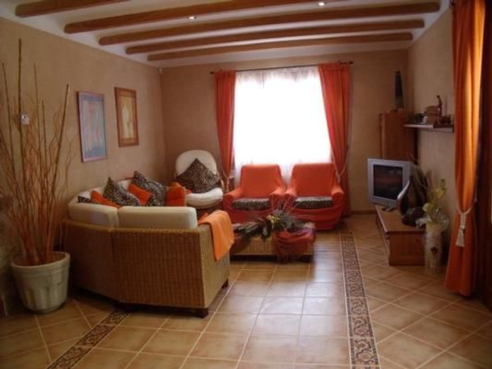 Villa mit Garten, Grill und Terrasse