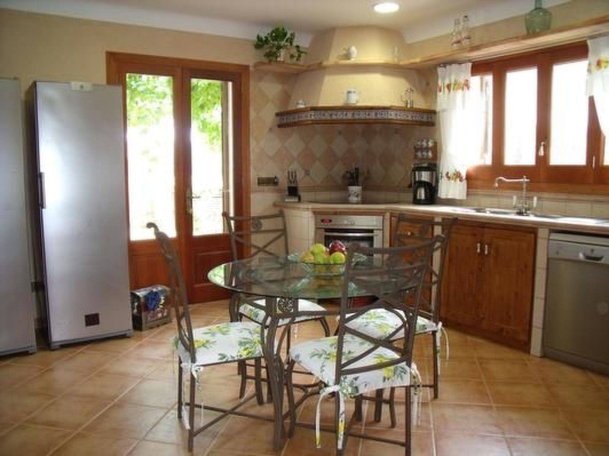 Villa mit Garten, Grill und Terrasse-Image-tags.info