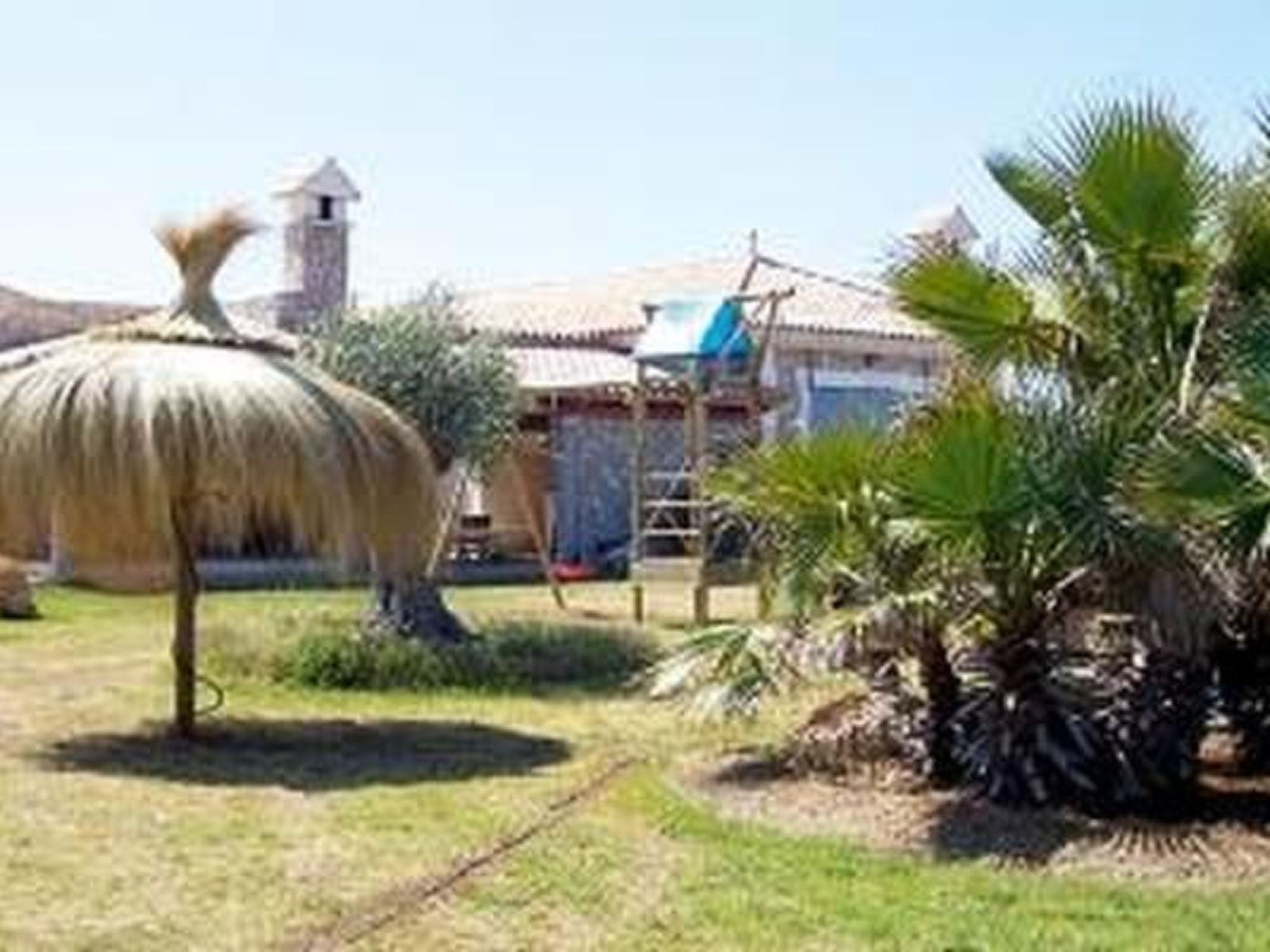 Villa mit Garten, Grill und Terrasse-Image-tags.info