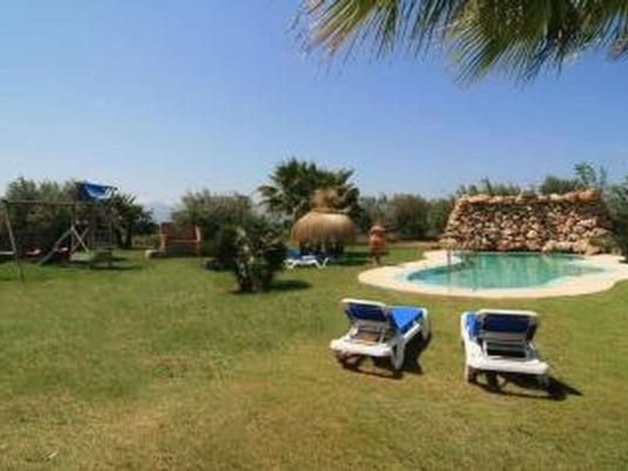 Villa mit Garten, Grill und Terrasse-Image-tags.info