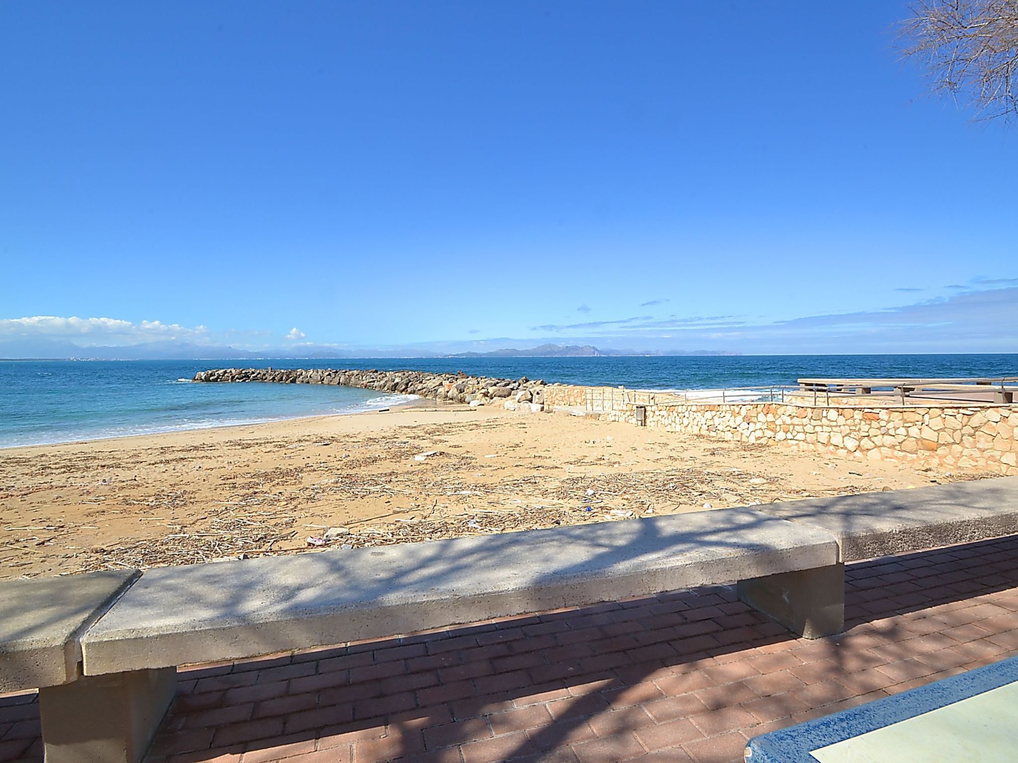 in Colonia De Sant Pere mit Grill, Garten und Terrasse