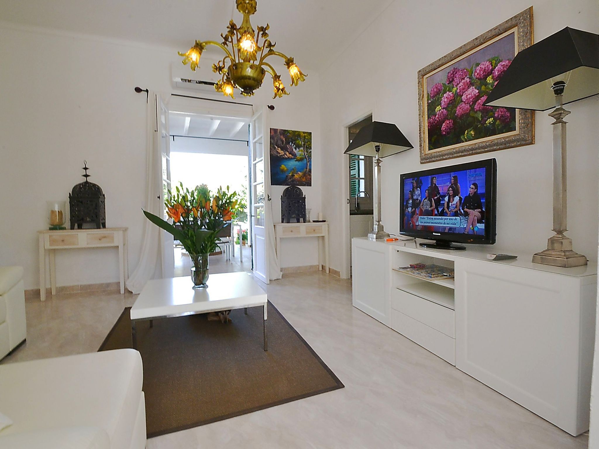 In Colonia De Sant Pere mit Grill, Garten und Terrasse-Binnen