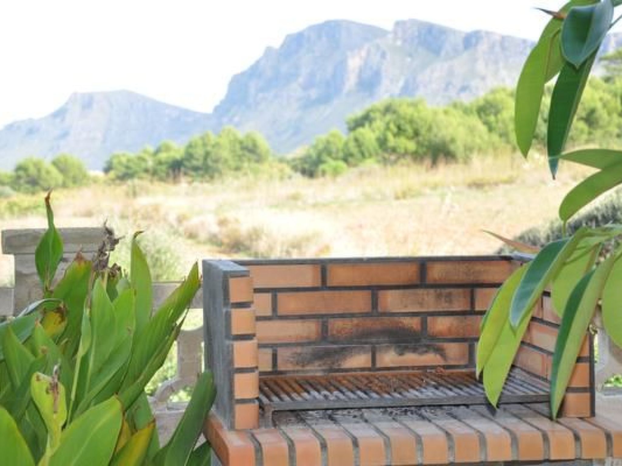 Charmantes Ferienhaus mit großer Terrasse-Binnen
