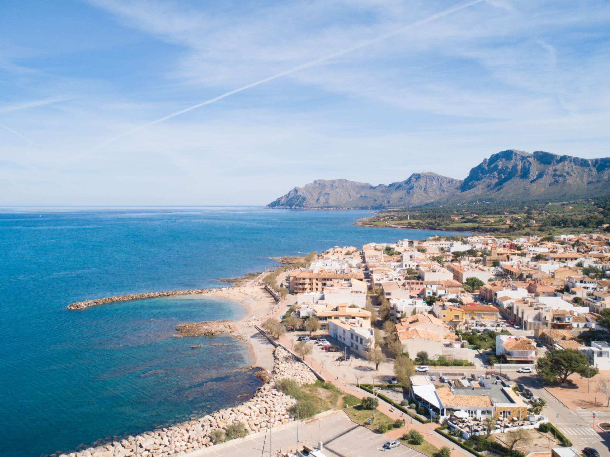 Charmantes Ferienhaus mit großer Terrasse-Binnen