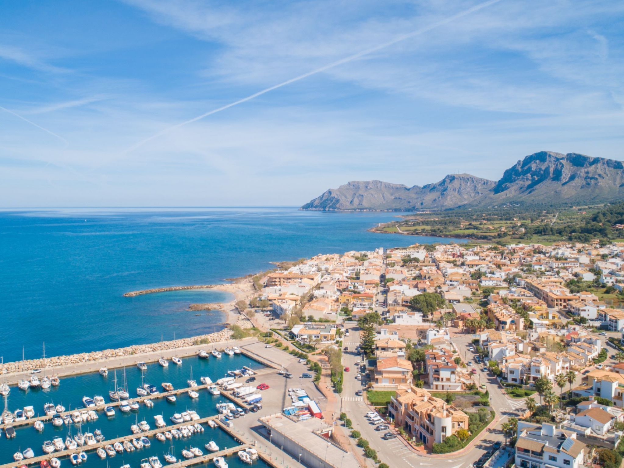 Charmantes Ferienhaus mit großer Terrasse-Binnen