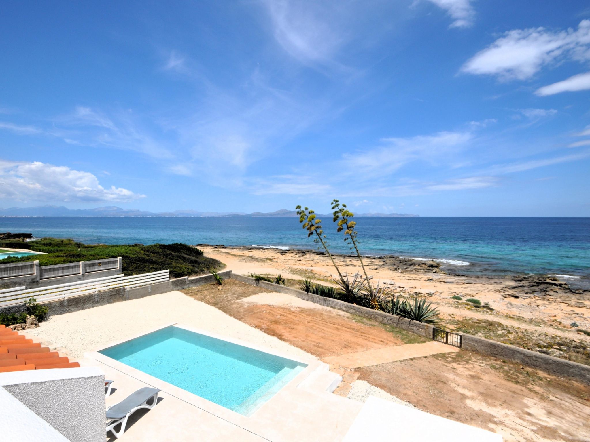 Villa XOROI con Piscina en Betlem (Mallorca) con vistas a la Bahía de Alcudia y - Outside