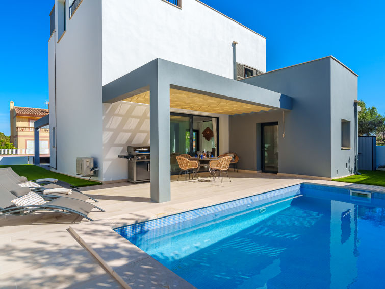 Search and Stay destination Urbanització Montferrutx, IB - Spain from AU$ 508. Can Aruna
