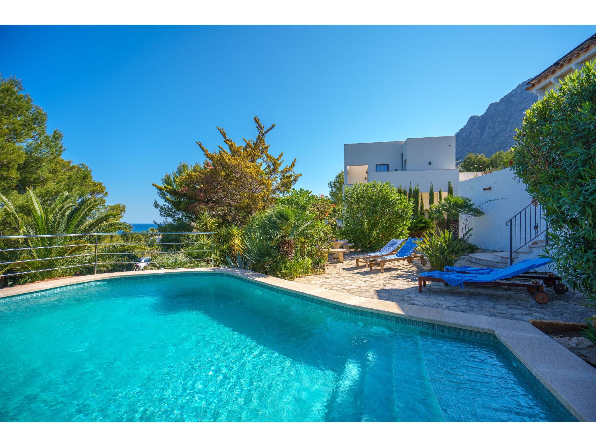 Villa Pinomar – Piscine extérieure, photo 31 sur 39