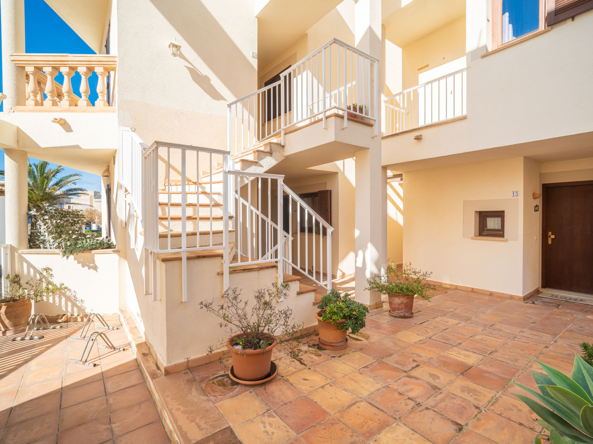 Vista Mar i Muntanya - Buiten