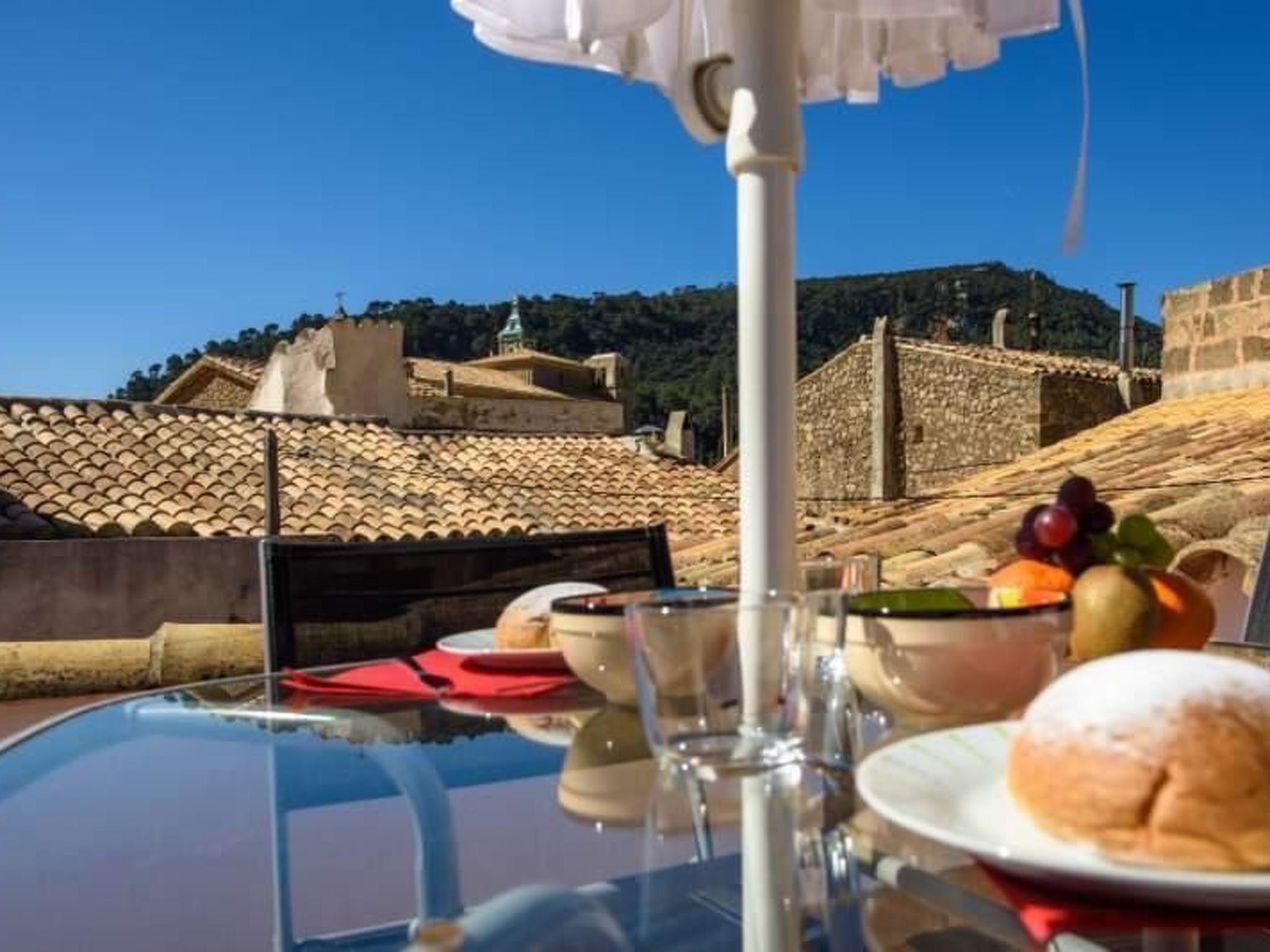 Das Haus von Macarena-Buiten